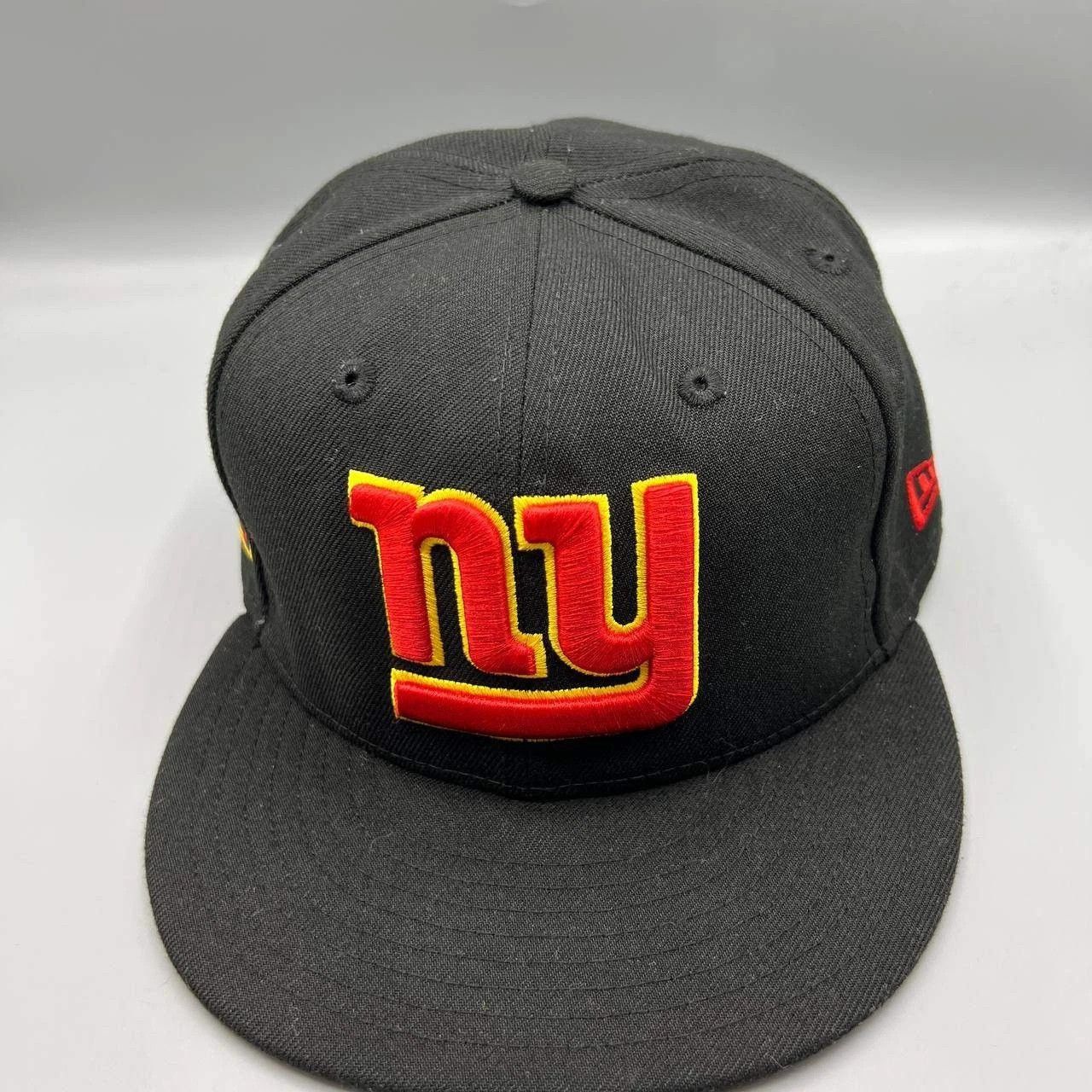 New Era New York Giants Pro Bowl Hat Men 8 Black Red NFL Hat Fitted Size ONE SIZE - 7 Thumbnail