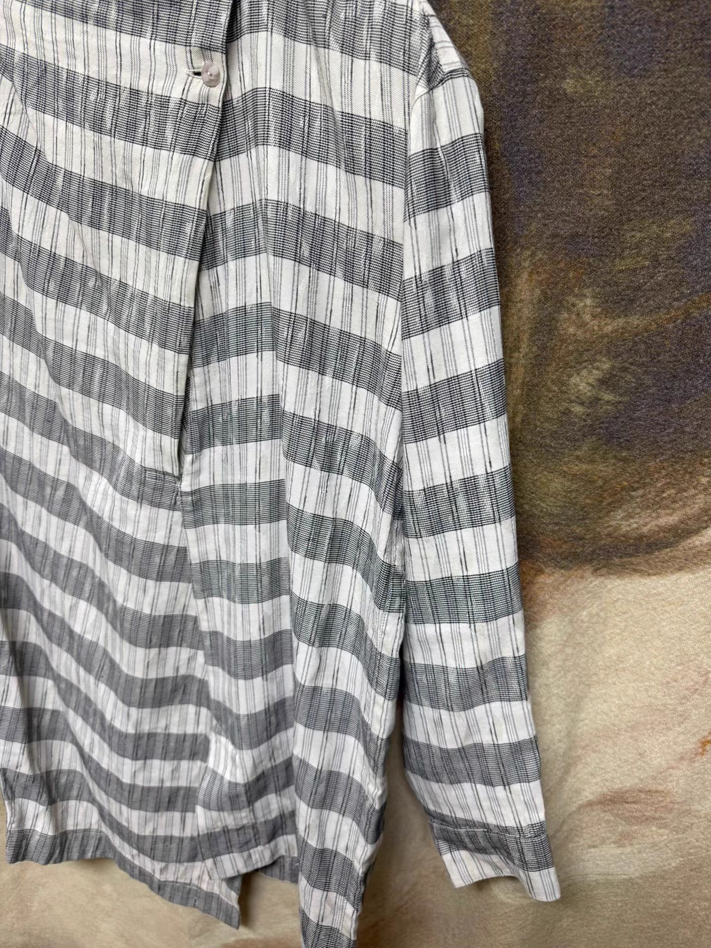 Issey Miyake Issey Miyake Vintage Stripe Scarf Collar Shirt K20 Size US M / EU 48-50 / 2 - 2 Thumbnail