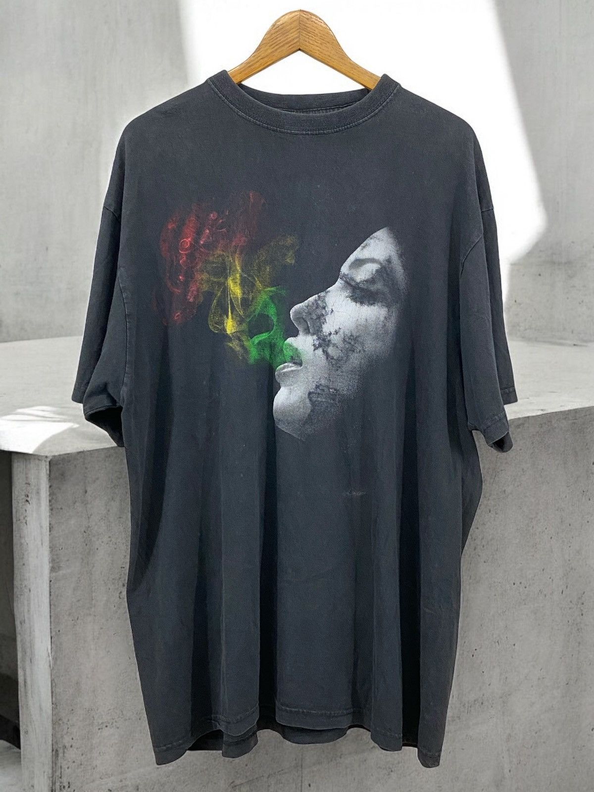 Other Flying HorseTee Art of Guy Smoke Graffiti with Pressure Size US XL / EU 56 / 4 - 1 Thumbnail