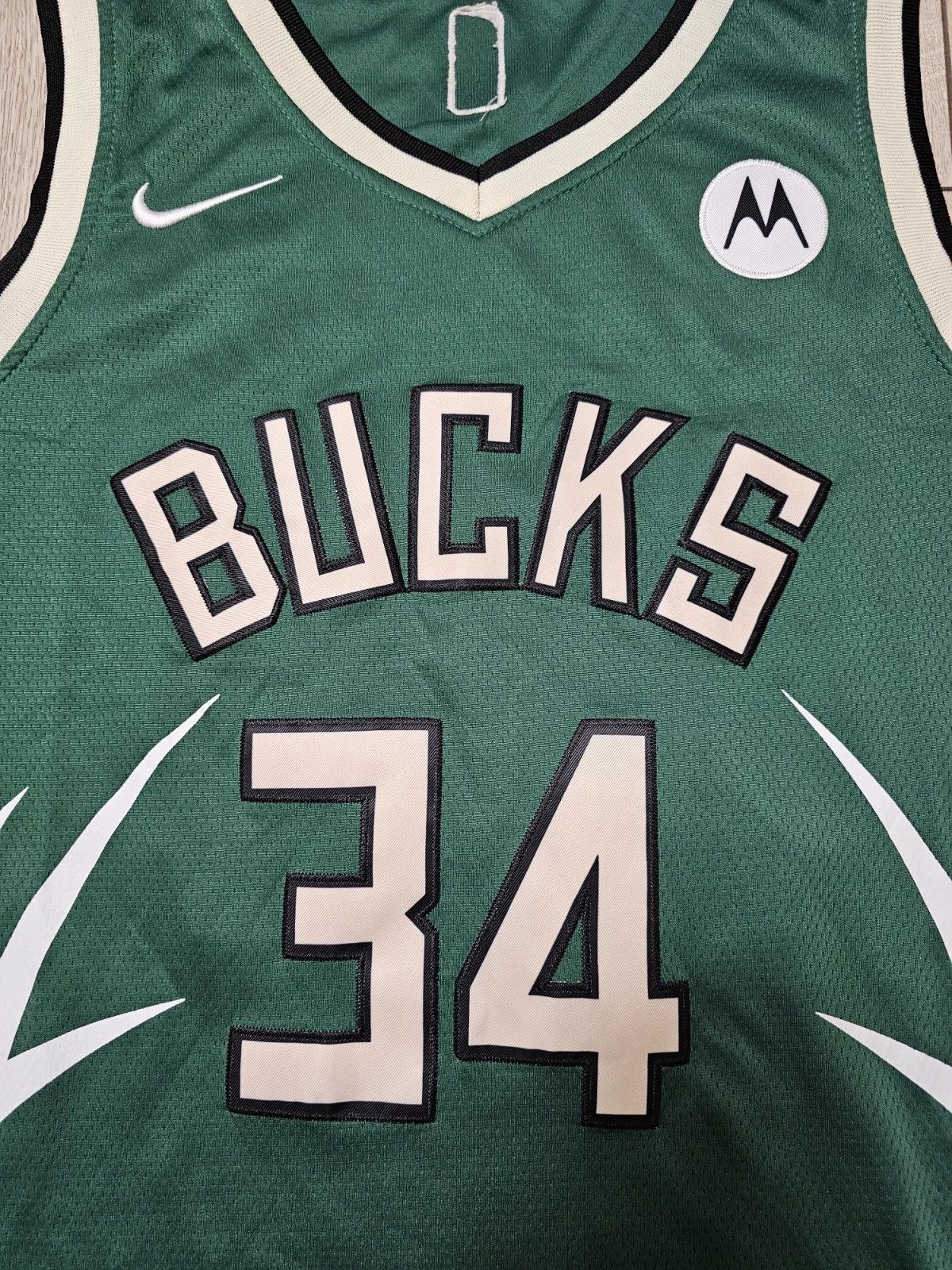 NBA MILWAUKEE BUCKS JERSEY ANTETOKOUNMPO BASKETBALL SHIRT Size US M / EU 48-50 / 2 - 3 Thumbnail