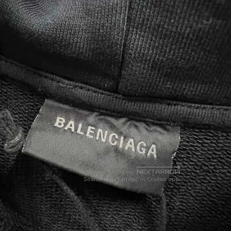 Balenciaga Balenciaga Distressed Logo Hoodie. Size US S / EU 44-46 / 1 - 3 Thumbnail