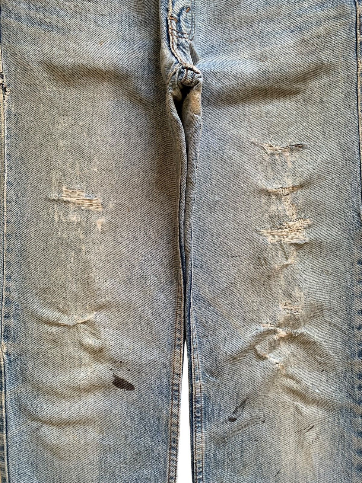 Levi's × Levi's Vintage Clothing Vintage 90s Levis Big E Painted Blue Wash Distressed Jeans Size US 28 / EU 44 - 5 Thumbnail