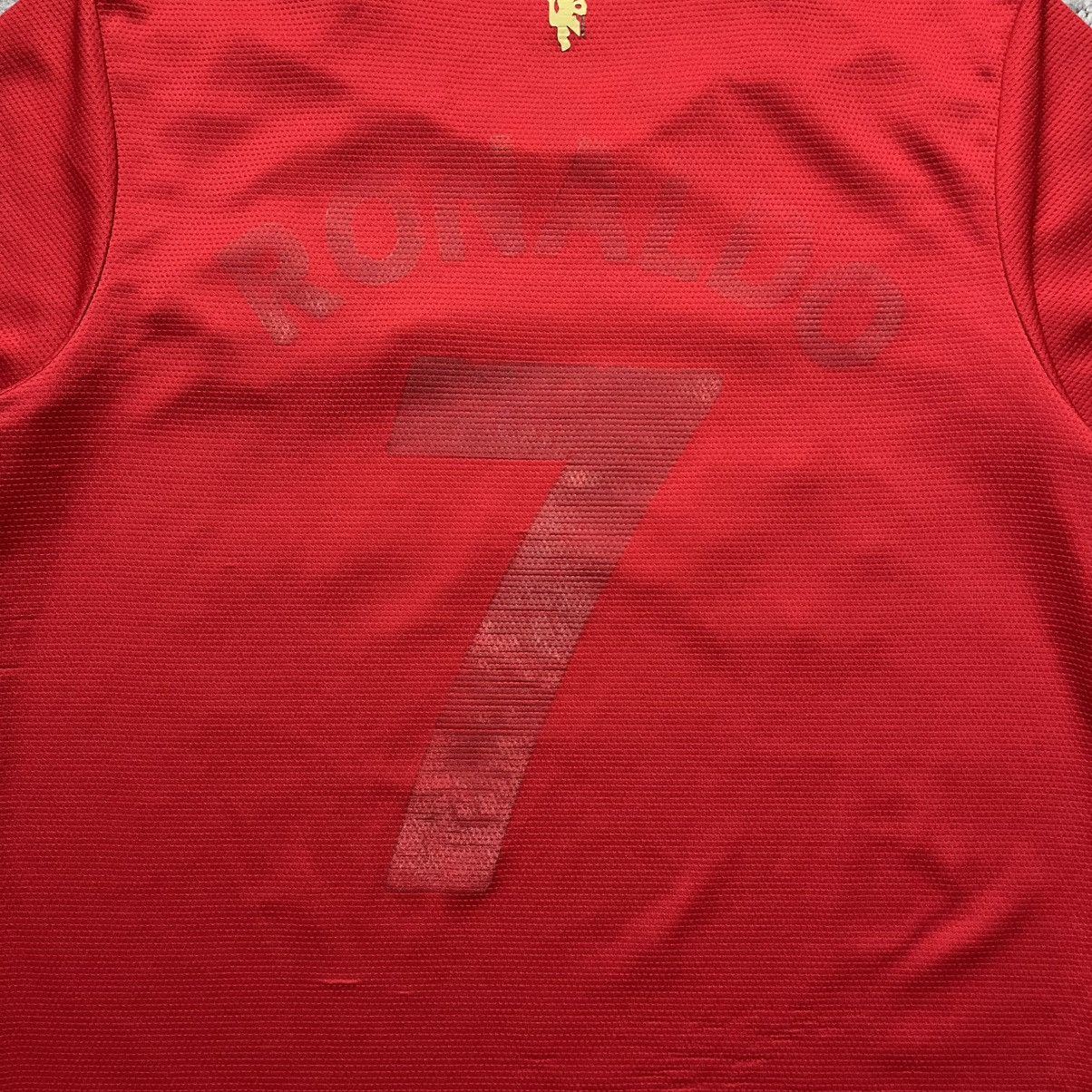 Adidas Vintage Adidas Manchester United Ronaldo Home Soccer Jersey Size US S / EU 44-46 / 1 - 18 Thumbnail
