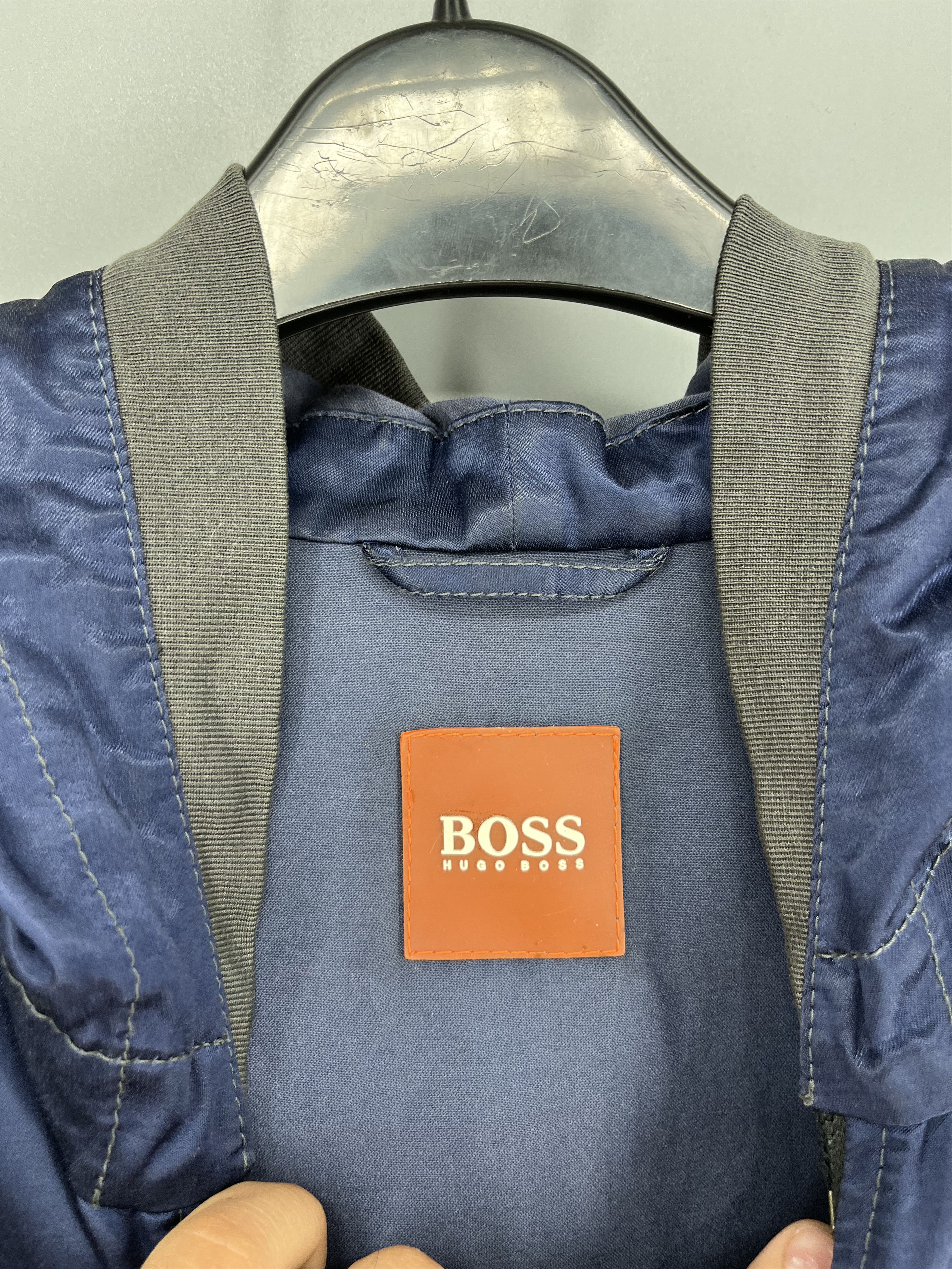 Hugo Boss Vintage 90s Hugo Boss Light Jackets streetwear Style Size US S / EU 44-46 / 1 - 8 Thumbnail