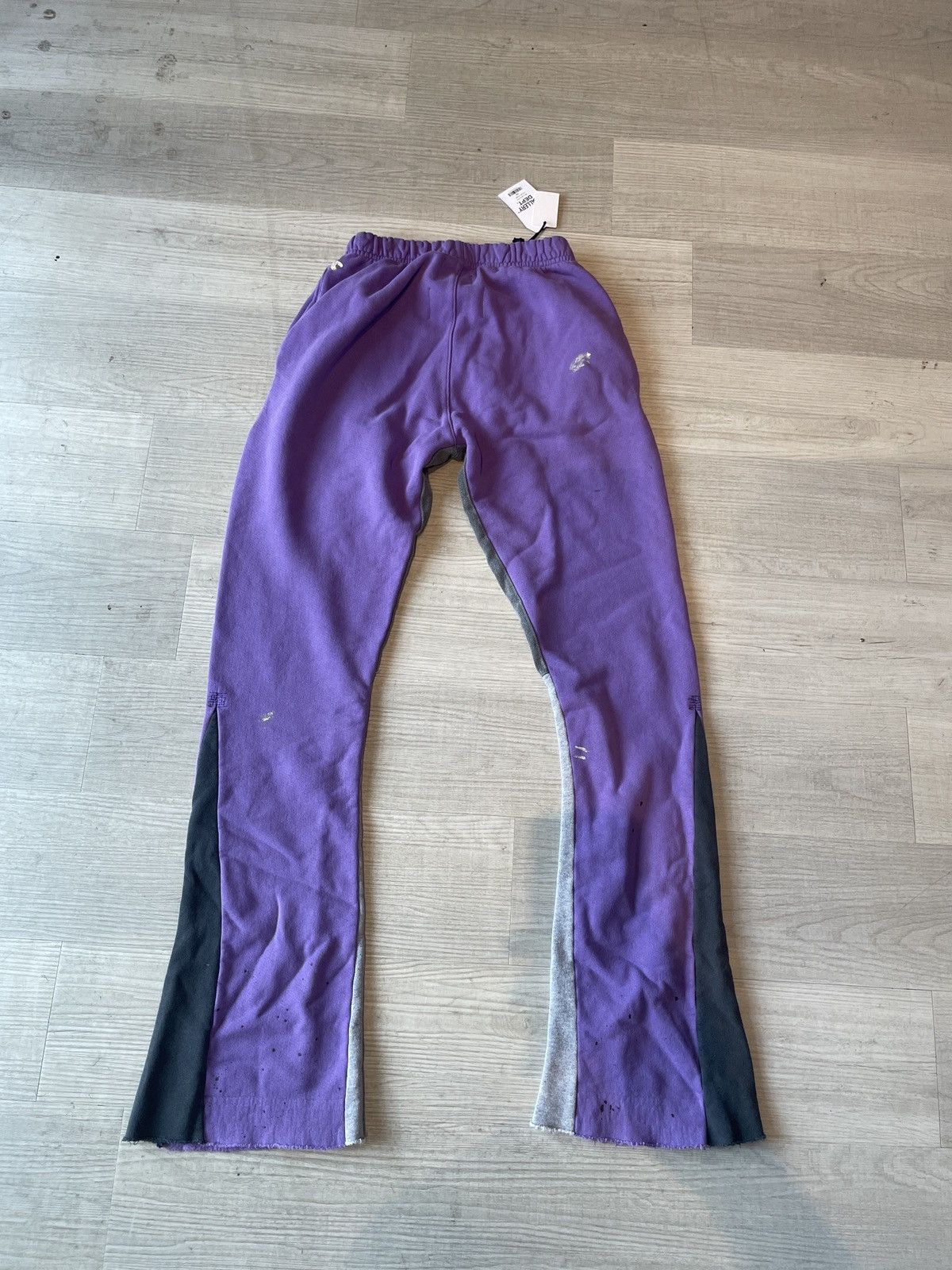 Gallery Dept. Gallery Dept. Paint Flare Sweatpants Purple Size US 28 / EU 44 - 2 Thumbnail