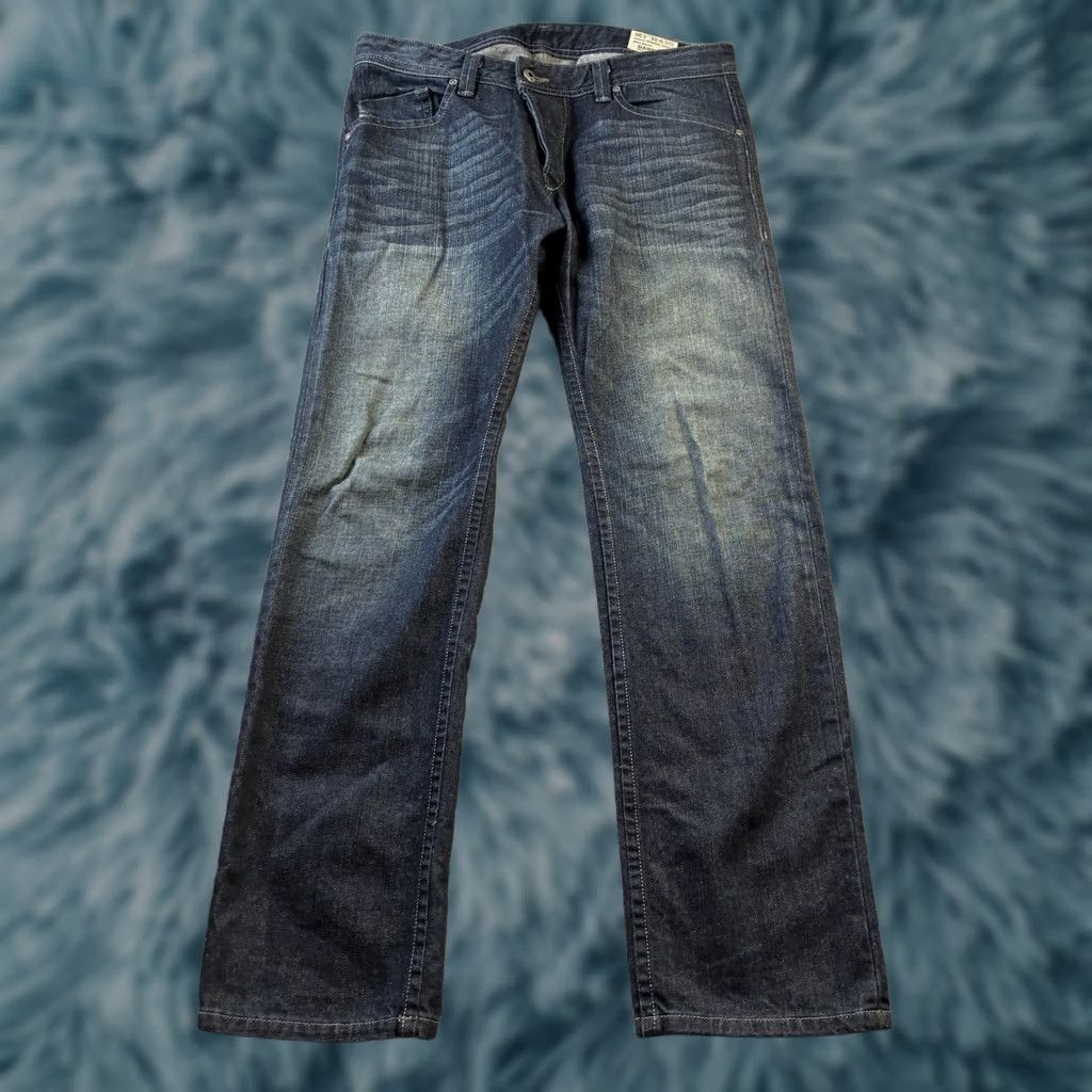Diesel VINTAGE Diesel Jeans Mens 31x30 Darron Blue Denim Slim Tapered Button Fly 5-Pocket 90s Mens Clothing Size US 31 - 1 Thumbnail