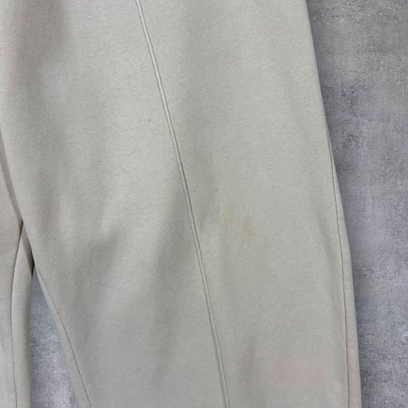Nike Nike Embroidered Swoosh Logo Cream Joggers Sweatpants Elasticated Waist M Mens Medium Regular Colored Cream Sweatpants Nike Joggers Size US 31 - 6 Thumbnail