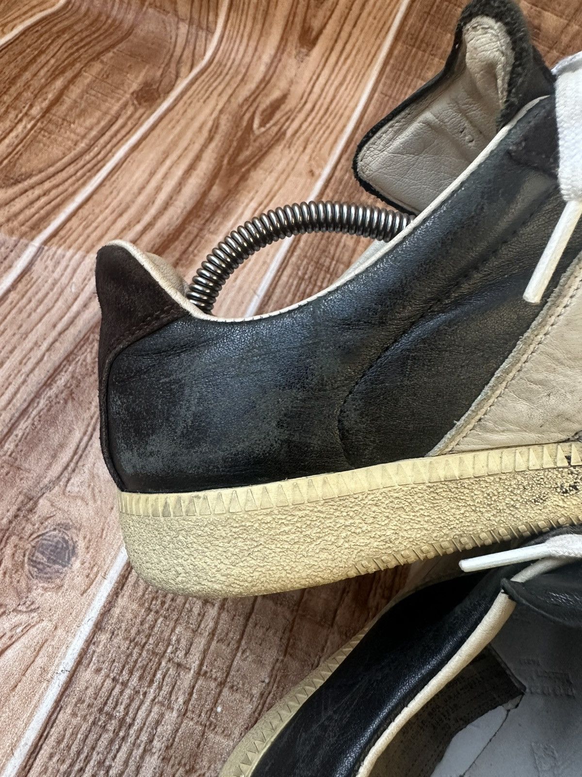 Maison Margiela Maison Margiela Archive Brown GAT Rare Vintage Size US 9 / IT 39 - 13 Thumbnail