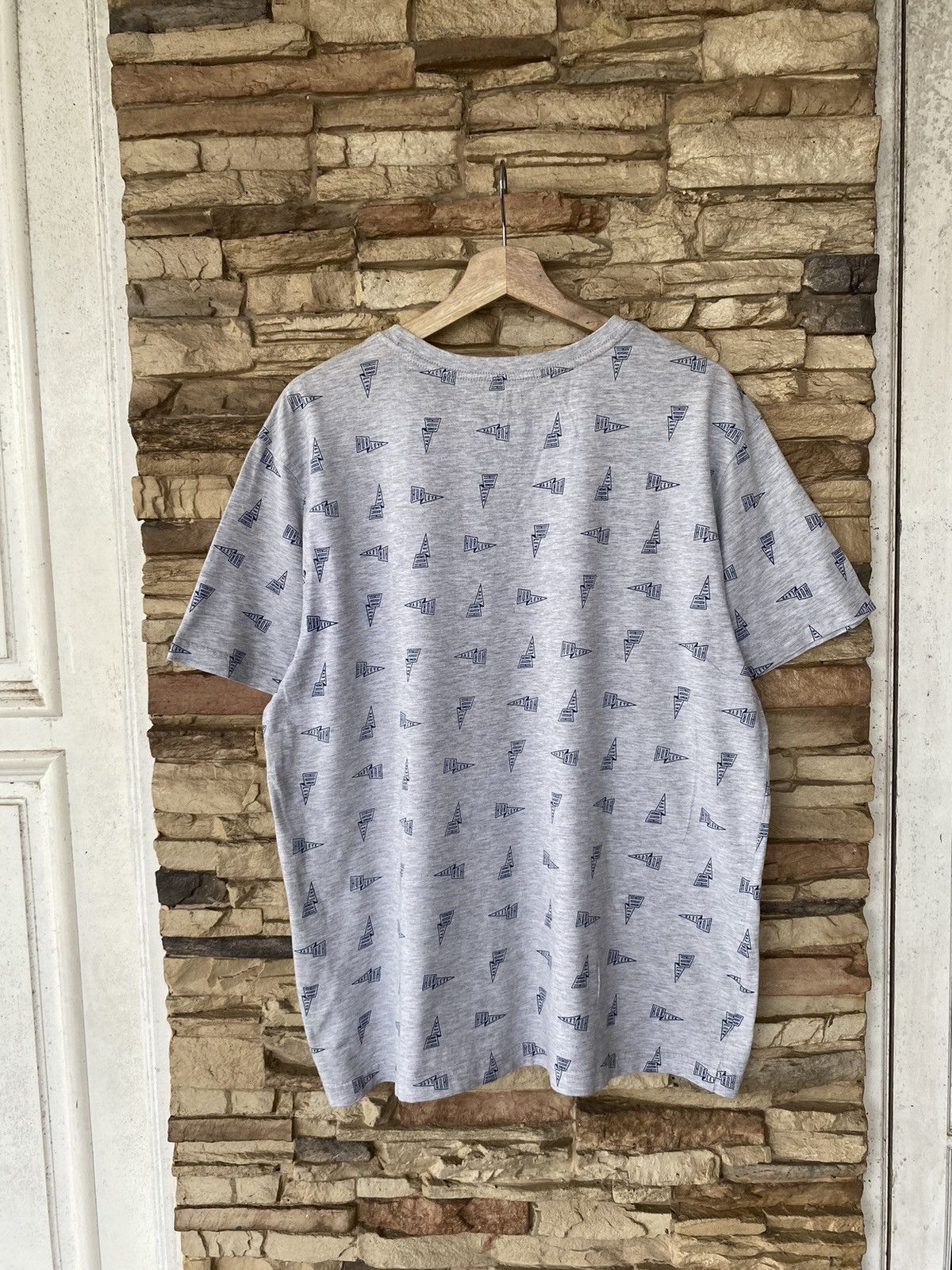 Hurley Hurley Tshirt Size US L / EU 52-54 / 3 - 11 Thumbnail