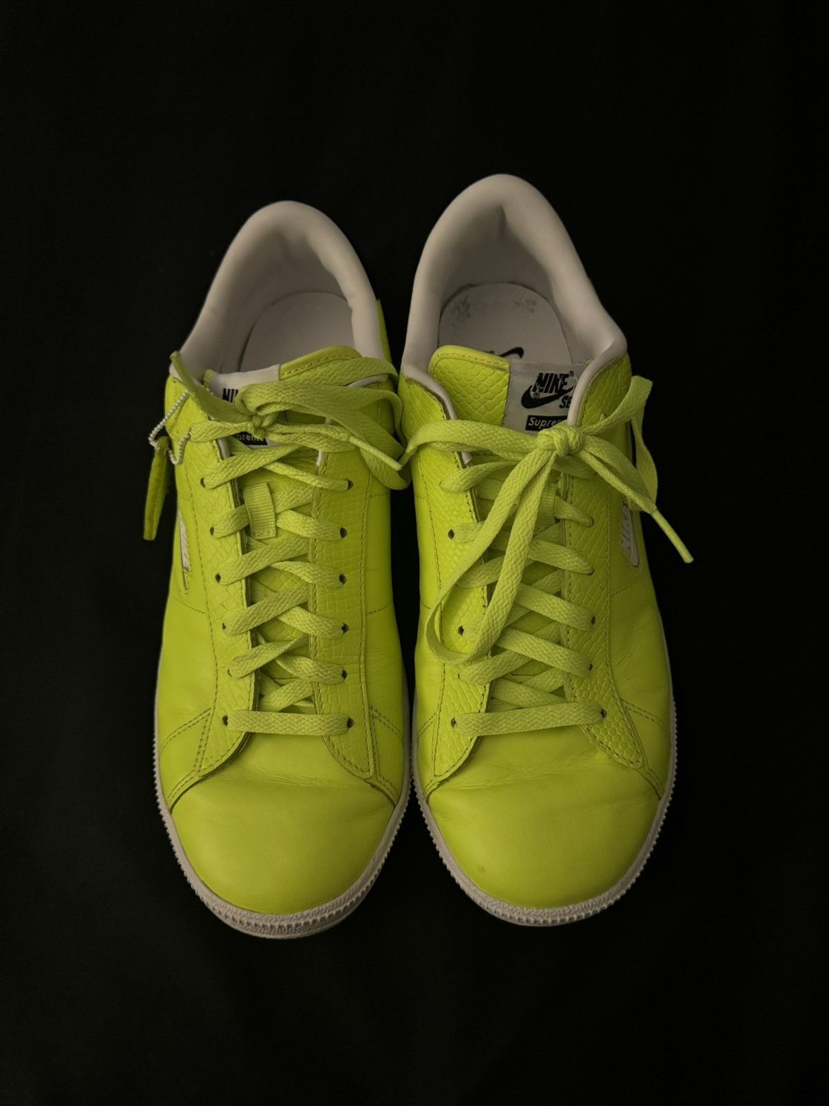 Nike x Supreme SB Dunk Leather Low Sneakers