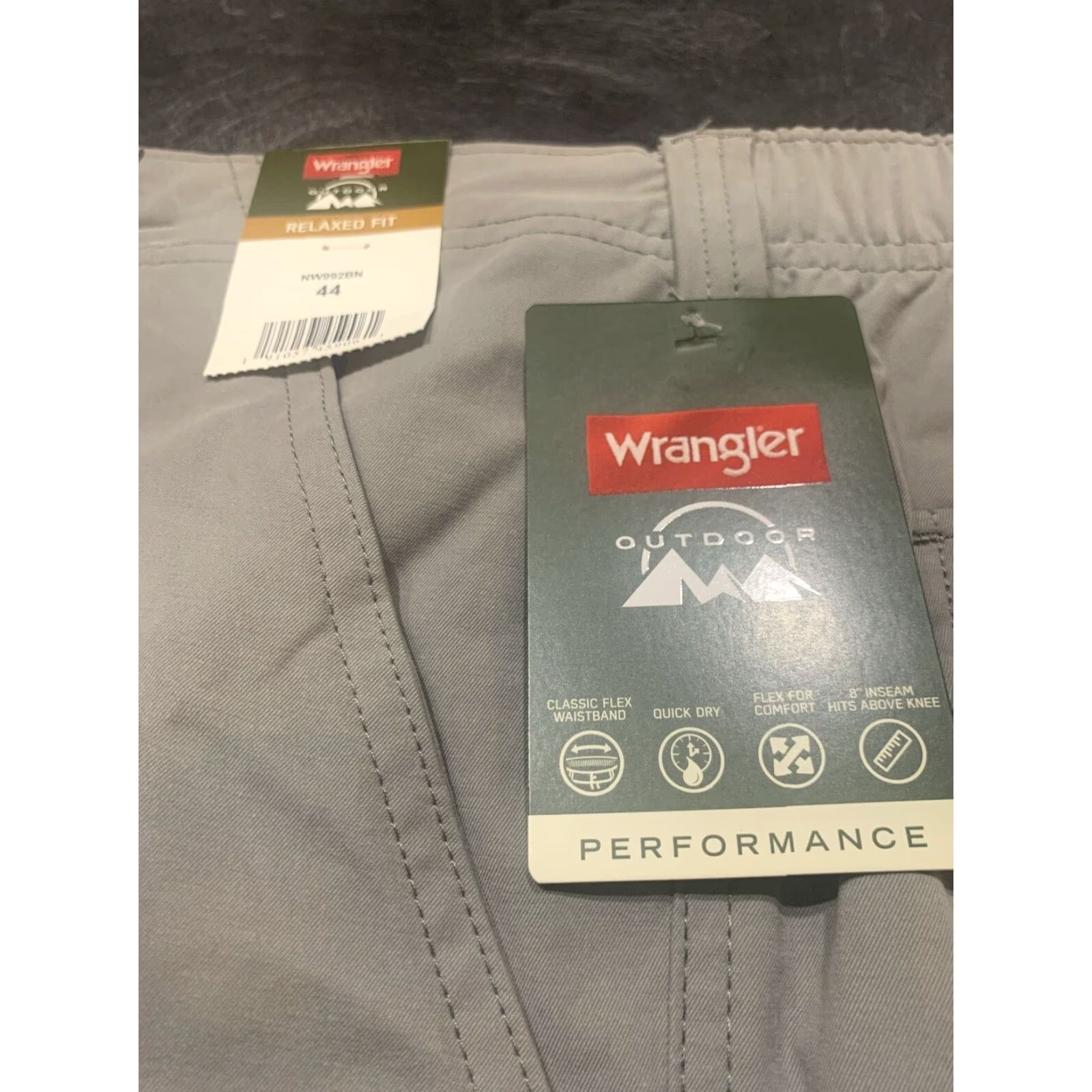 Wrangler Wrangler Relaxed Fit Gray Cargo Shorts Size 44 Size US 44 / EU 60 - 2 Thumbnail