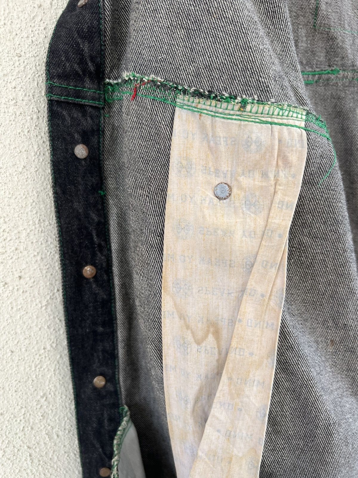 Cross Colours Vintage 90s Cross Colours Rips Fade Denim Oversized Jacket Size US XL / EU 56 / 4 - 21 Thumbnail