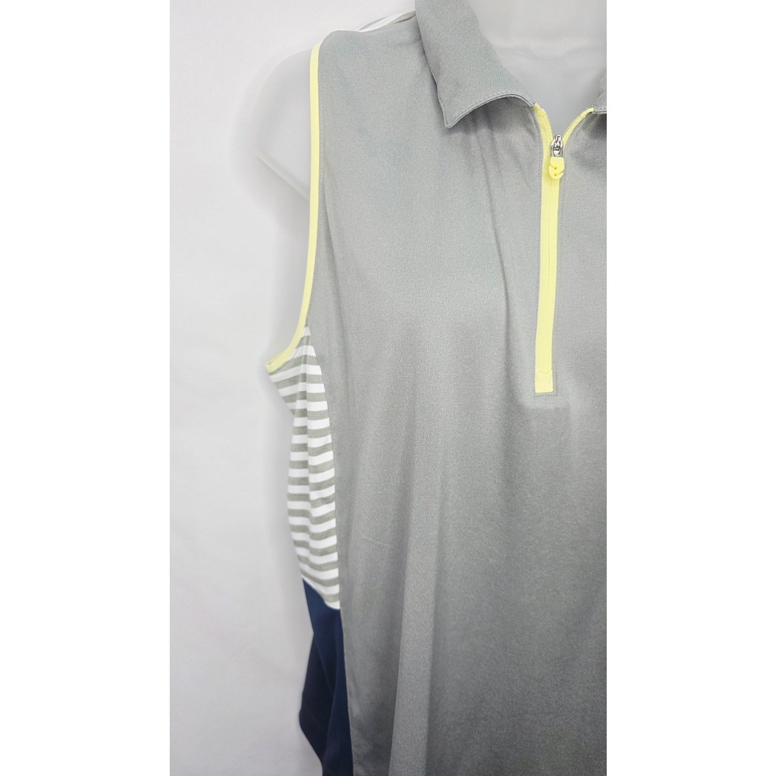 Other Slazenger Golf Sleeveless Gray Striped Top Size XL Size XL / US 12-14 / IT 48-50 - 4 Thumbnail