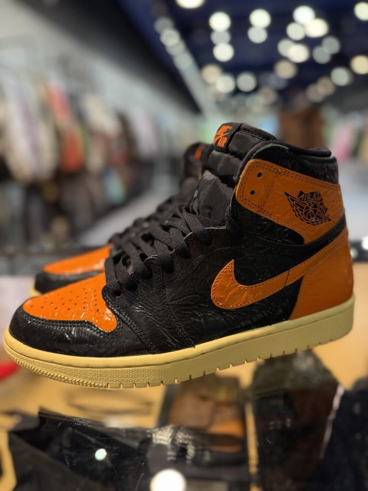 Jordan Brand Jordan Air Jordan 1 Shattered Backboard 3.0 2019 Size (9) Size US 9 / EU 42 - 5 Thumbnail