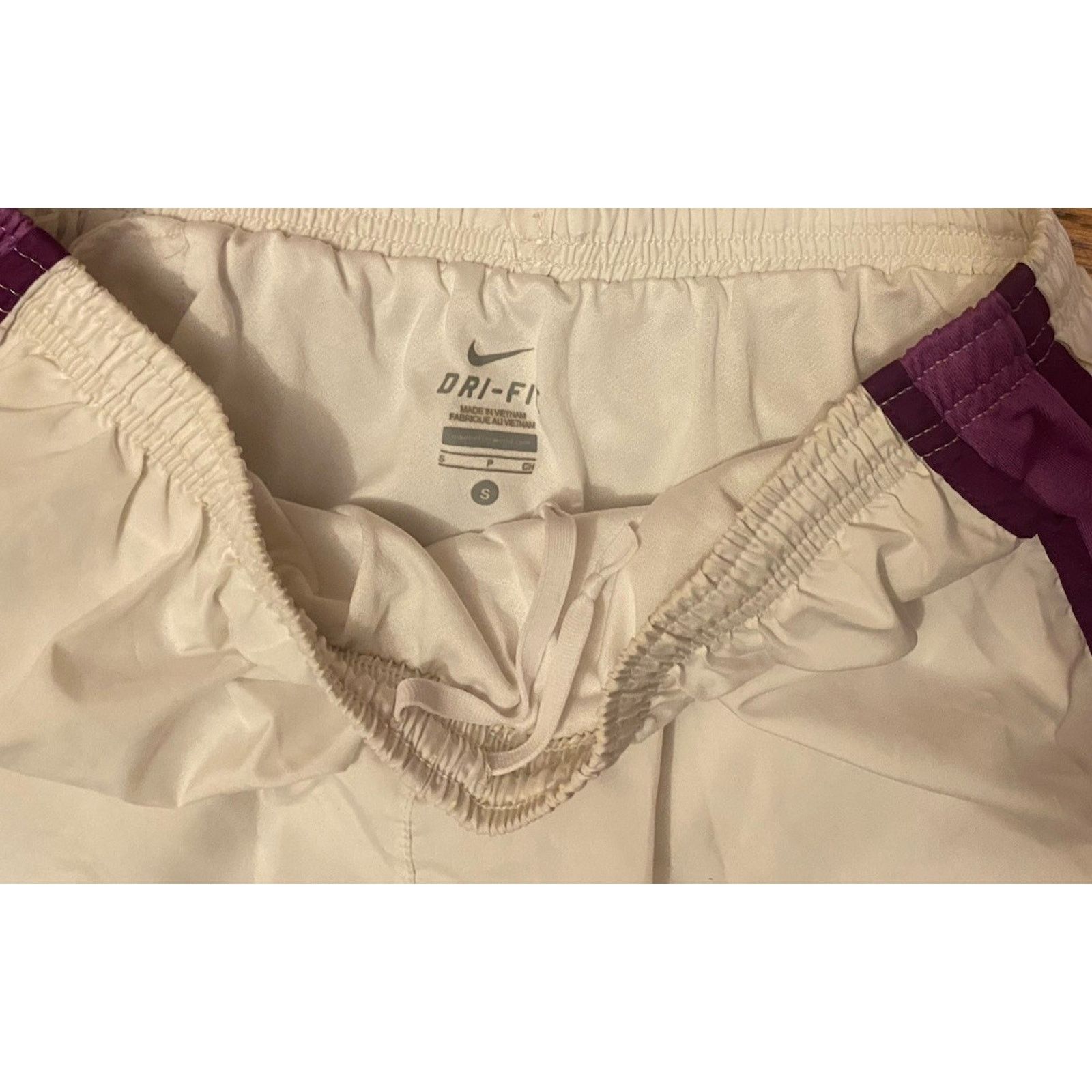 Nike Nike Dri Fit Running Shorts Women’s Small White Purple Size 28" / US 6 / IT 42 - 4 Thumbnail