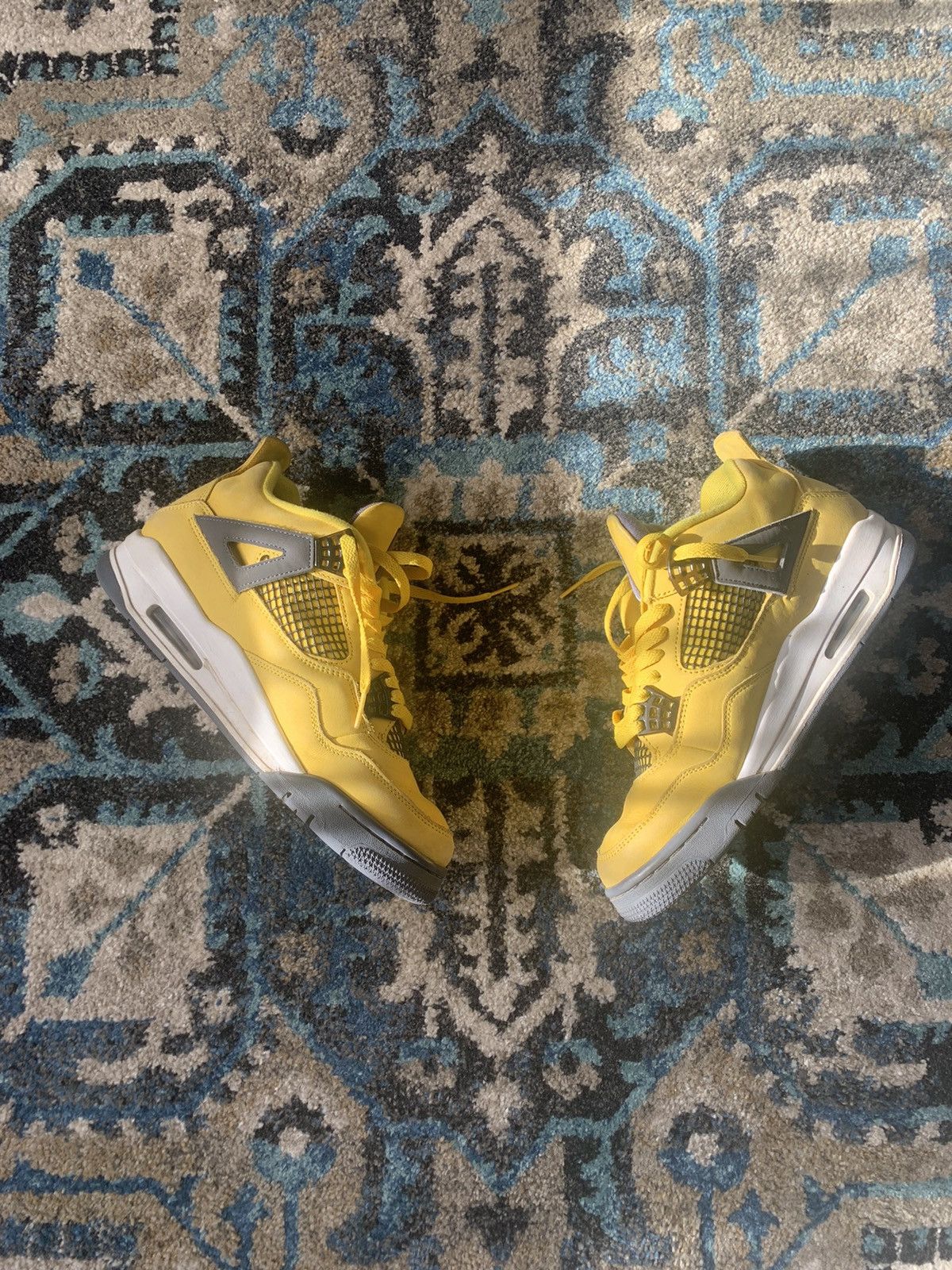 image of Jordan Nike Air Jordan 4 Lighting Shoes in Yellow, Men's (Size 9)