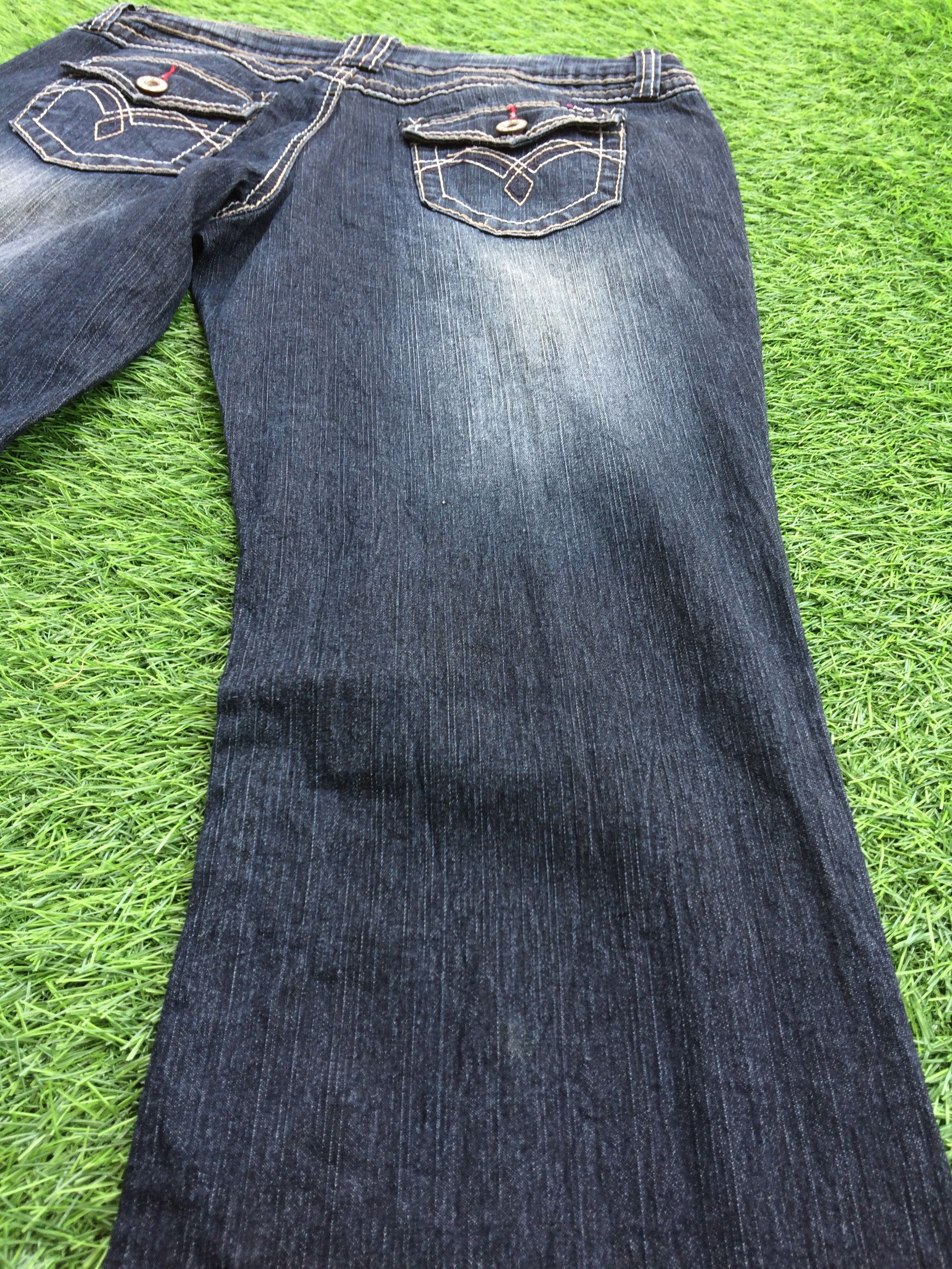 Designer Angels Bootcut Low Rise Jeans D-894 Size 30" / US 8 / IT 44 - 8 Thumbnail