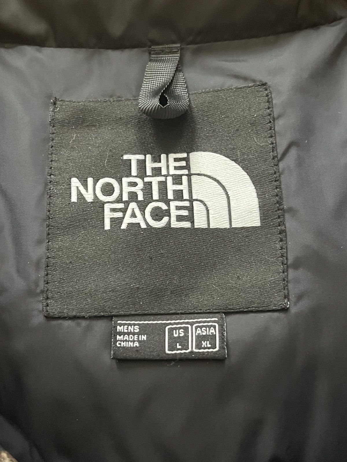 The North Face The North Face Nuptse Down Jacket Real Tree Camo Forest Size US L / EU 52-54 / 3 - 7 Thumbnail