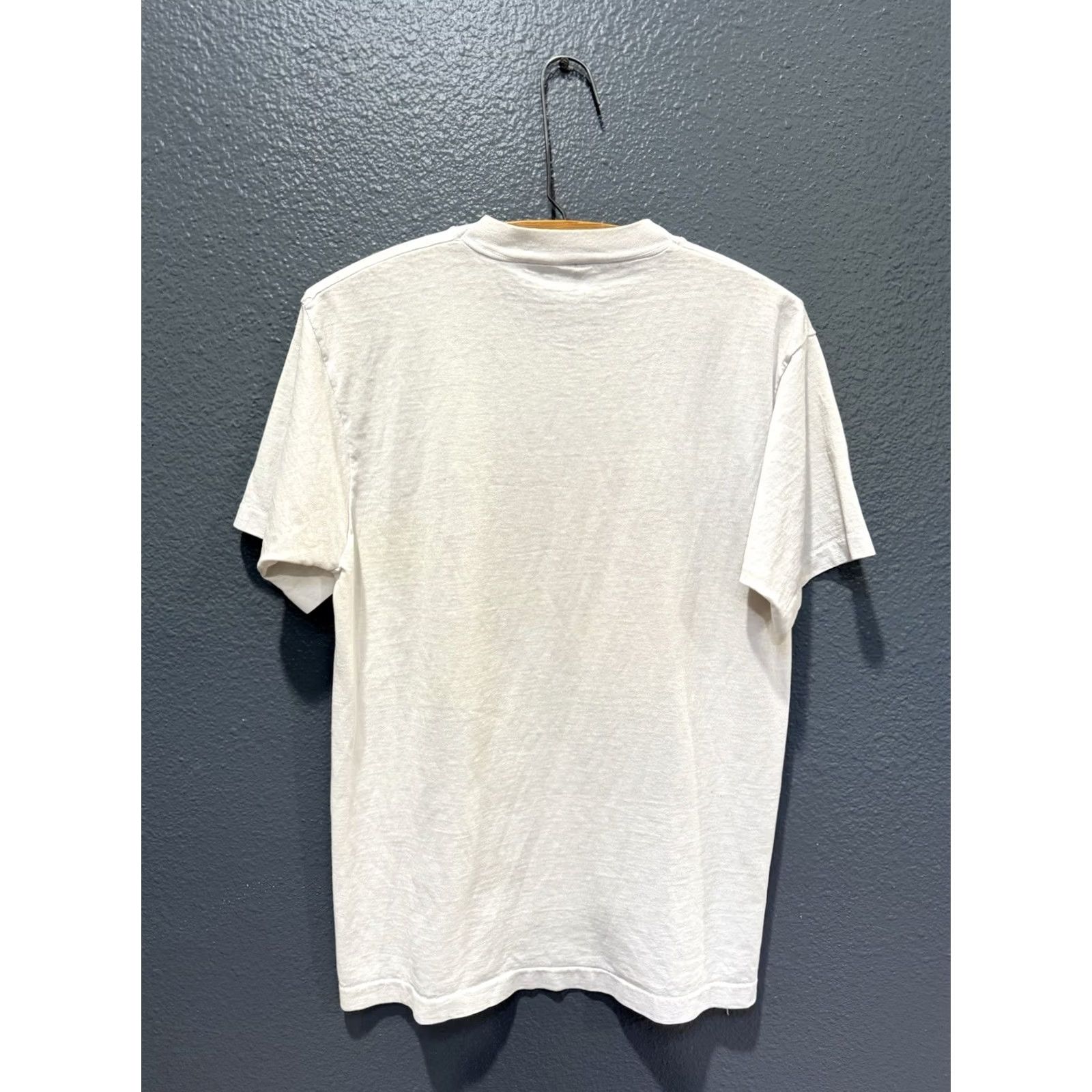 Vintage VINTAGE FA-18 Hornet Fighter Jet White T-Shirt Shirt M Mens 80s White Size US M / EU 48-50 / 2 - 5 Thumbnail