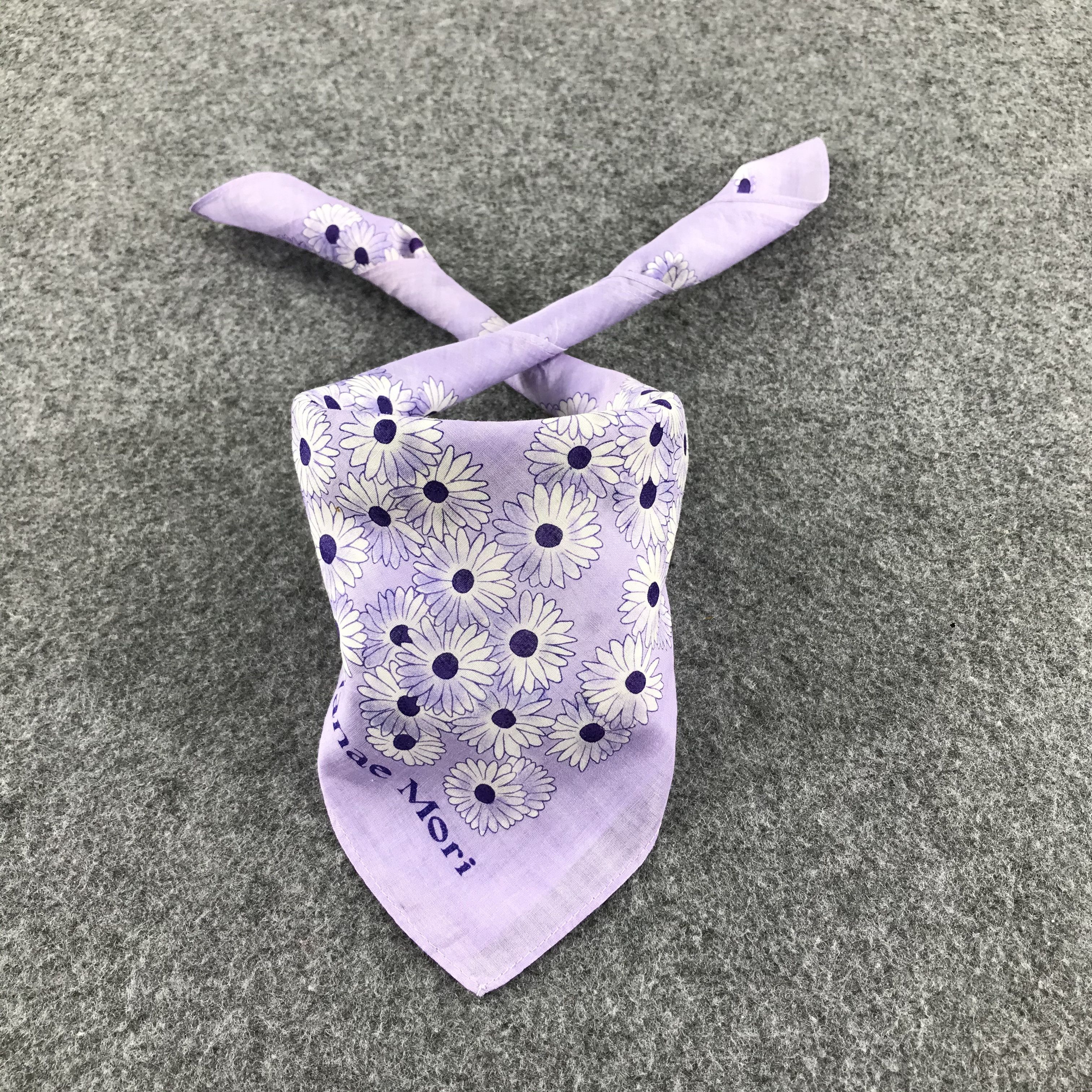 Hanae Mori Hanae Mori Handkerchief Neckerchief Bandana H595 Size ONE SIZE - 1 Thumbnail