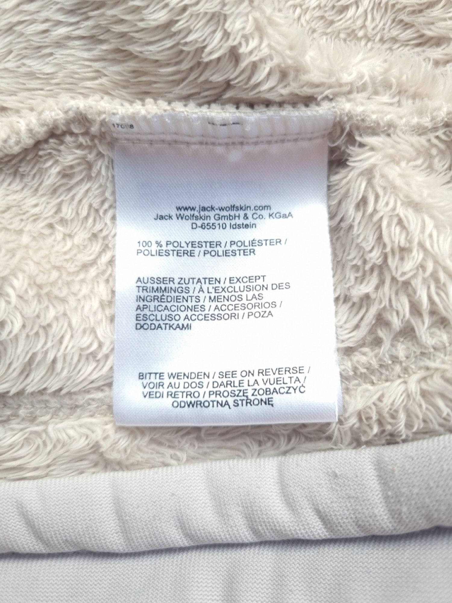 Jack Wolfskin Vintage Jack Wolfskin Fuzzy Fleece Faux Fur Jacket Size XS / US 0-2 / IT 36-38 - 9 Thumbnail