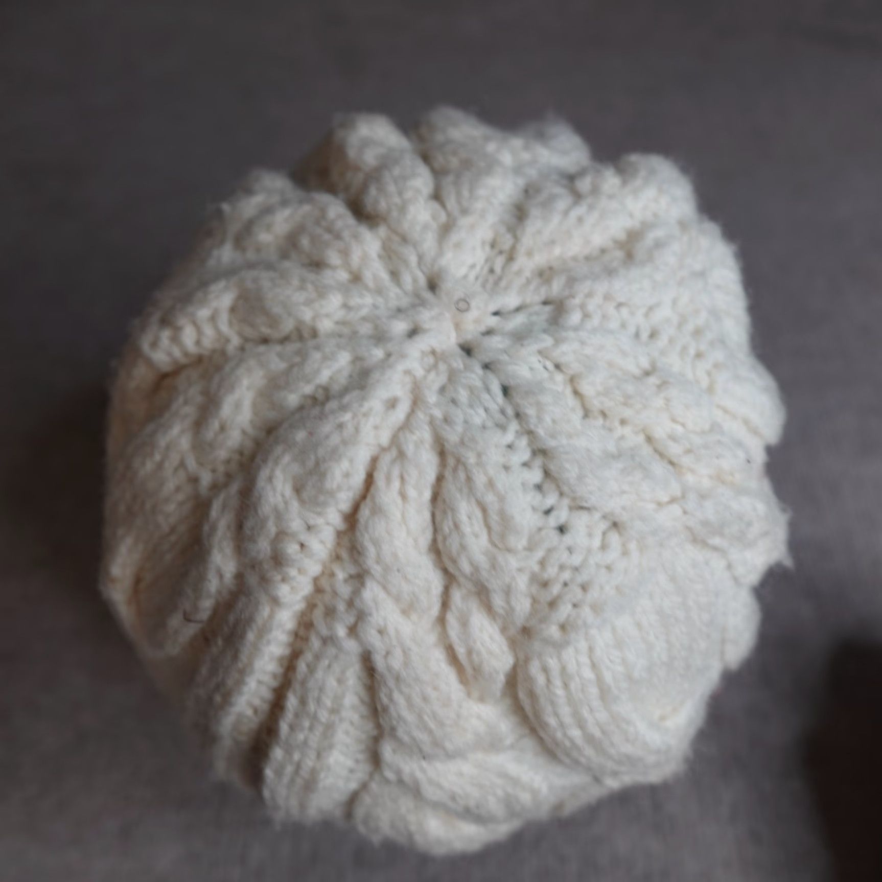 Vintage Saol Womens Beanie OS Beige 100% Merino Wool Gray Cable Knit Hat Size One Size Womens Beanie Size ONE SIZE - 4 Thumbnail