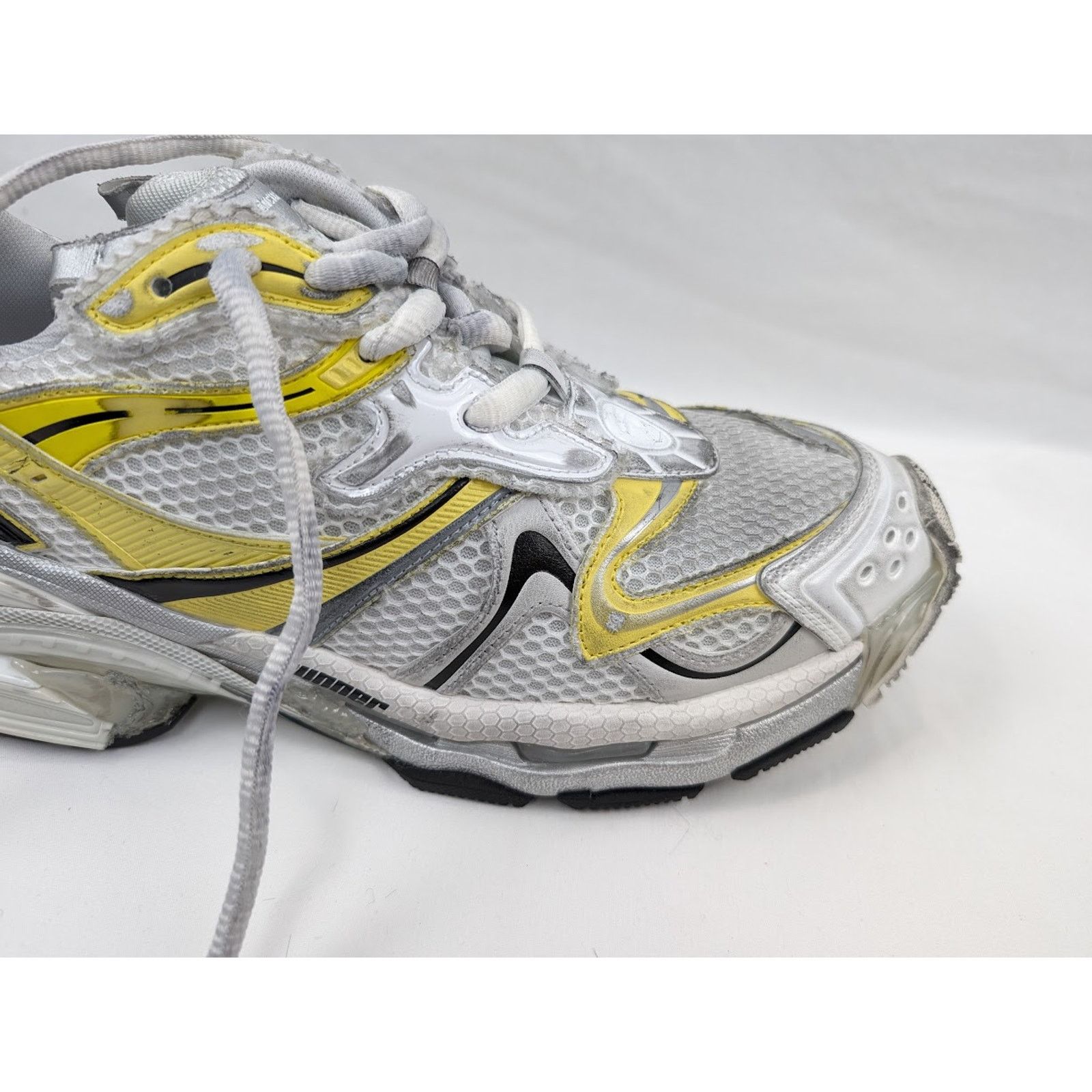 Balenciaga o1rshd1 Runners 2 Sneakers in White/Yellow/Black Size US 12 / EU 45 - 3 Thumbnail