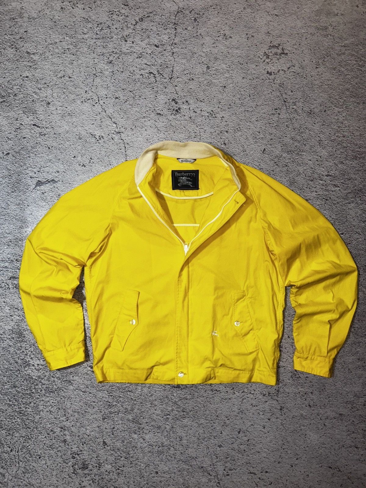 Burberry Vintage Burberrys Yellow Lightweight Bomber Nova Era Size US M / EU 48-50 / 2 - 1 Thumbnail