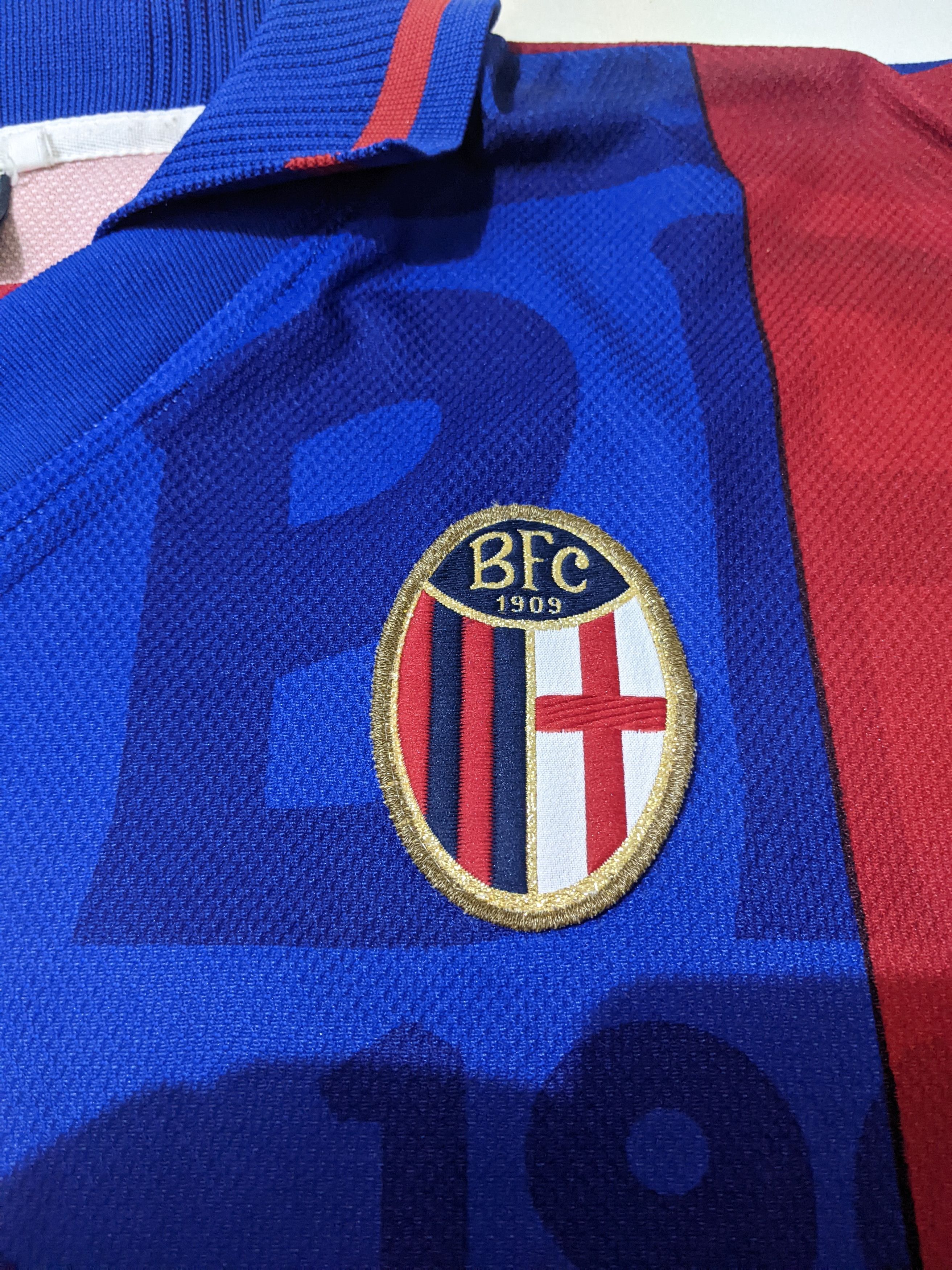 Diadora Bologna 1997-98 home BAGGIO Jersey football shirt Size US L / EU 52-54 / 3 - 7 Thumbnail