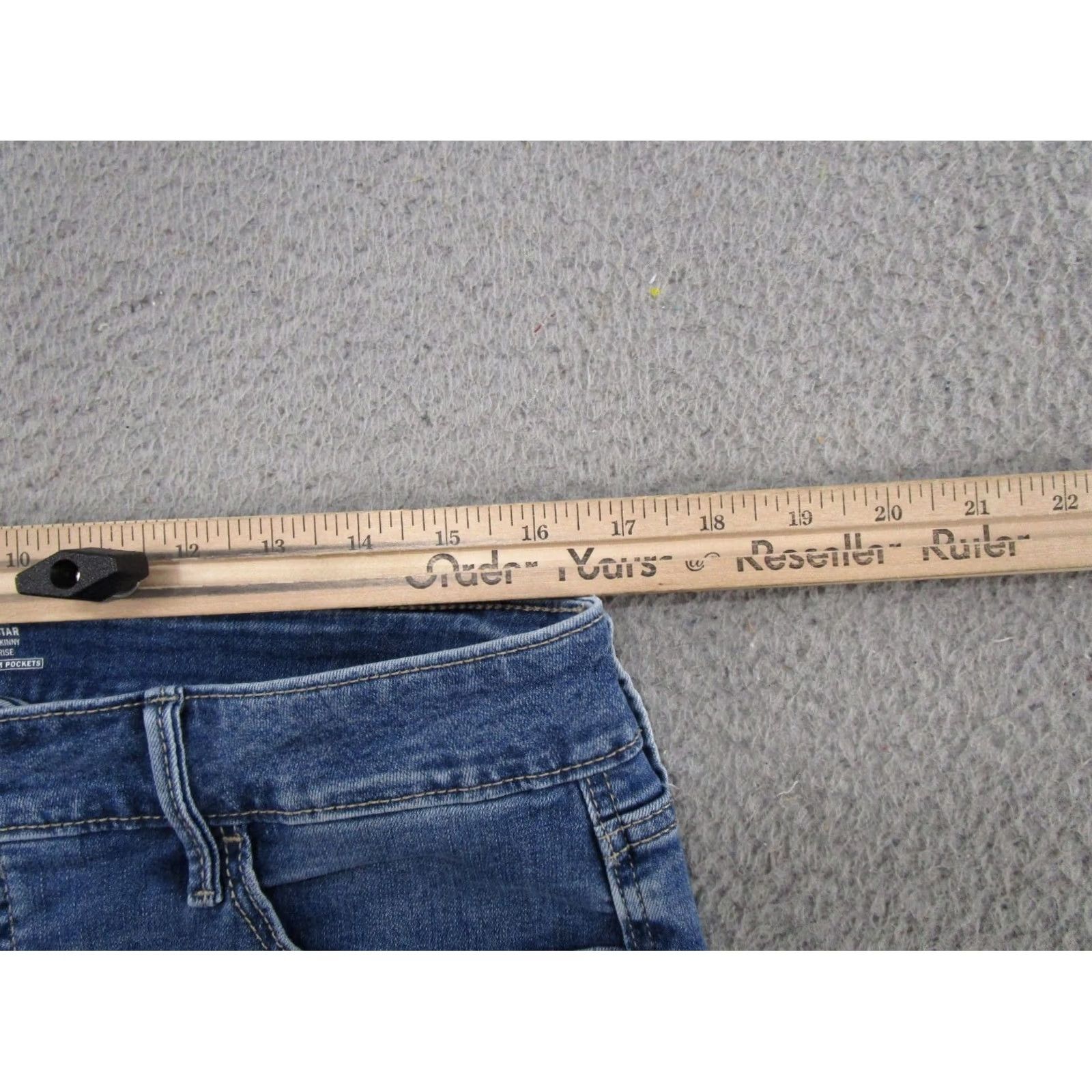 Old Navy Old Navy Jeans Womens 14 Rockstar High Rise Super Skinny Button Fly Size Size 36" / US 14 / IT 50 - 6 Thumbnail