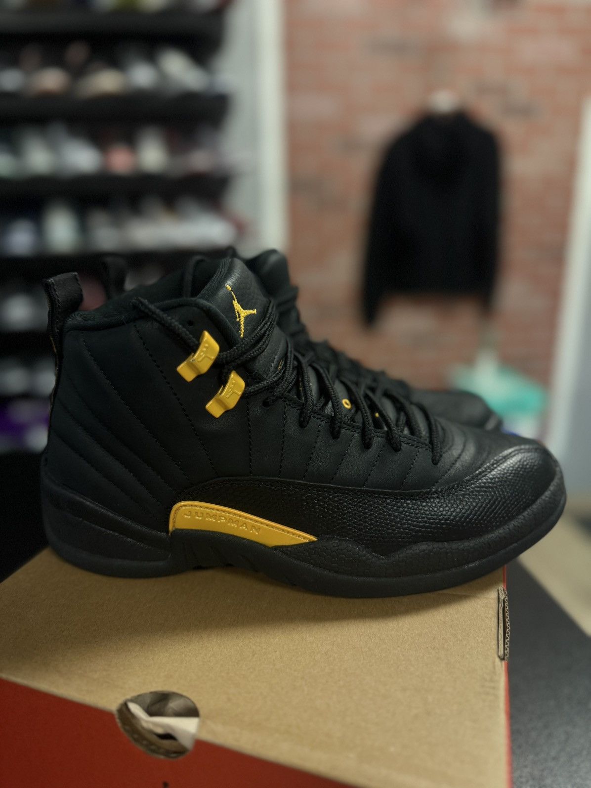 Jordan Brand × Nike Jordan 12 Black Taxi Size 8 🧼 W BOX (2022) Size US 8 / EU 41 - 10 Thumbnail