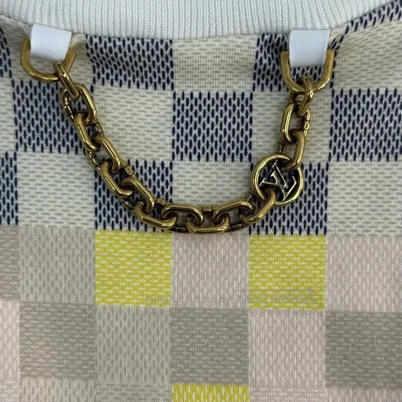 Louis Vuitton Louis Vuitton Grey and pink checkerboard chain short sleev Size US L / EU 52-54 / 3 - 7 Thumbnail