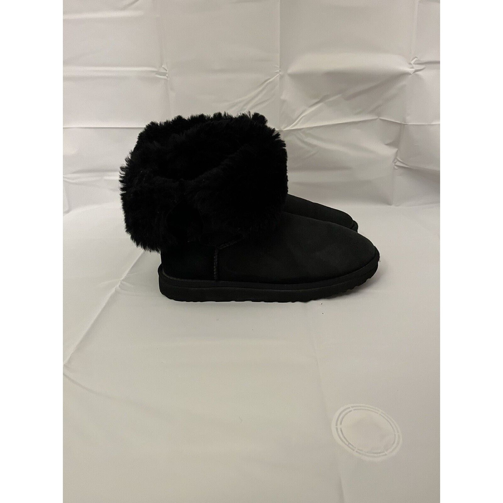 Ugg UGG Mini Bailey Button Black Sheepskin Women Size 8 Size US 8 / IT 38 - 2 Thumbnail
