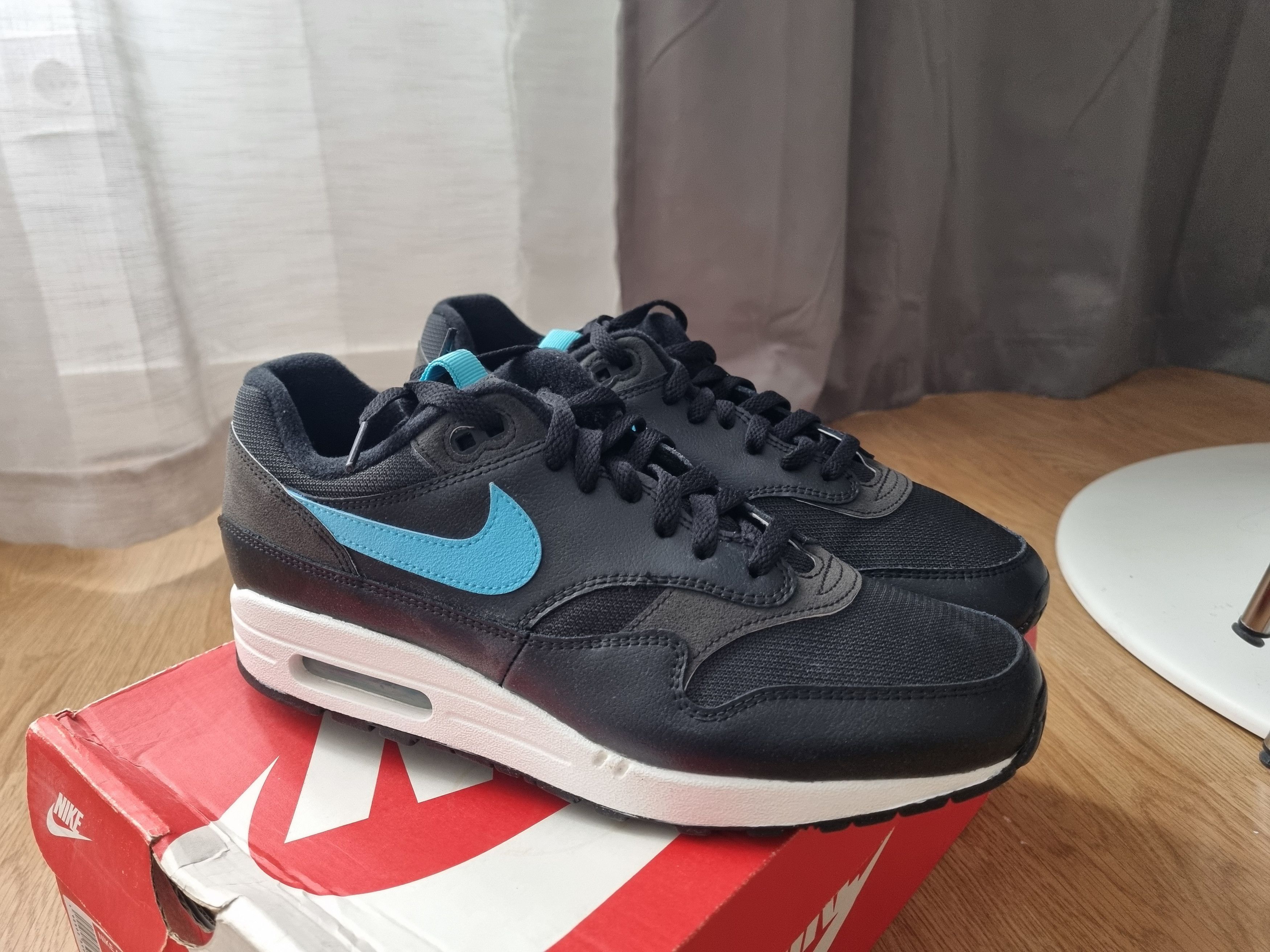 Nike Nike Air Max 1 Tongue Tab Black Blue Fury Size US 10 / EU 43 - 1 Thumbnail