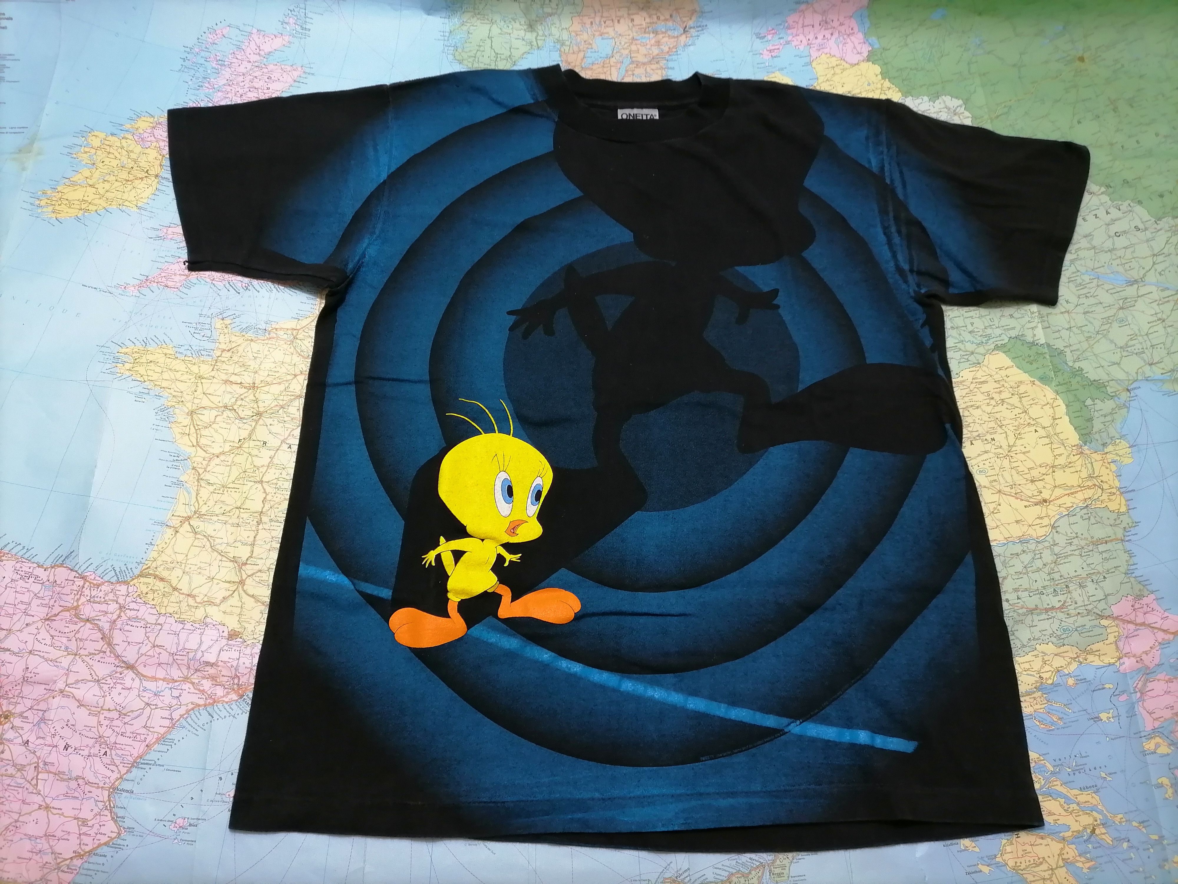 Other Vintage Tee Tweety Bird , Oneita USA 1997 Size US L / EU 52-54 / 3 - 1 Thumbnail