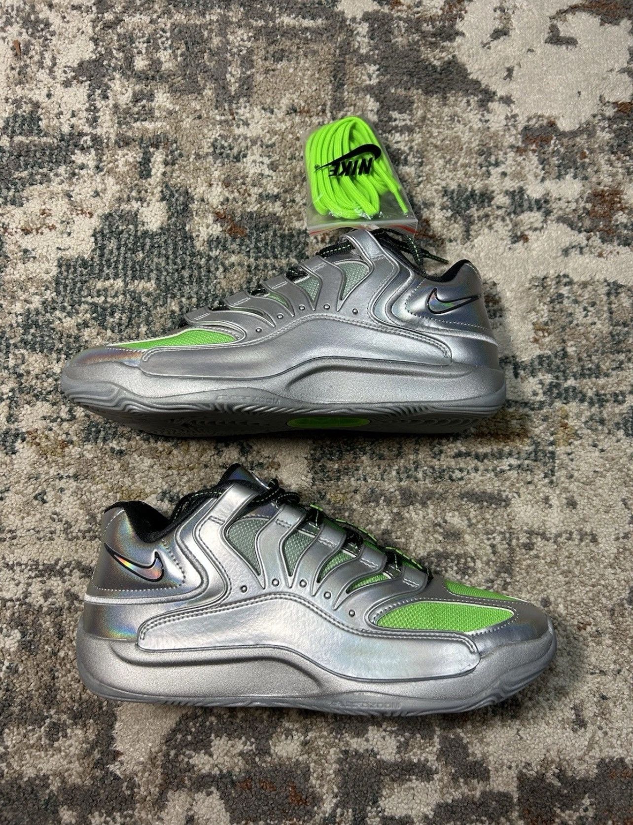 Nike Nike KD 18 EYBL Size US 8.5 / EU 41-42 - 1 Thumbnail