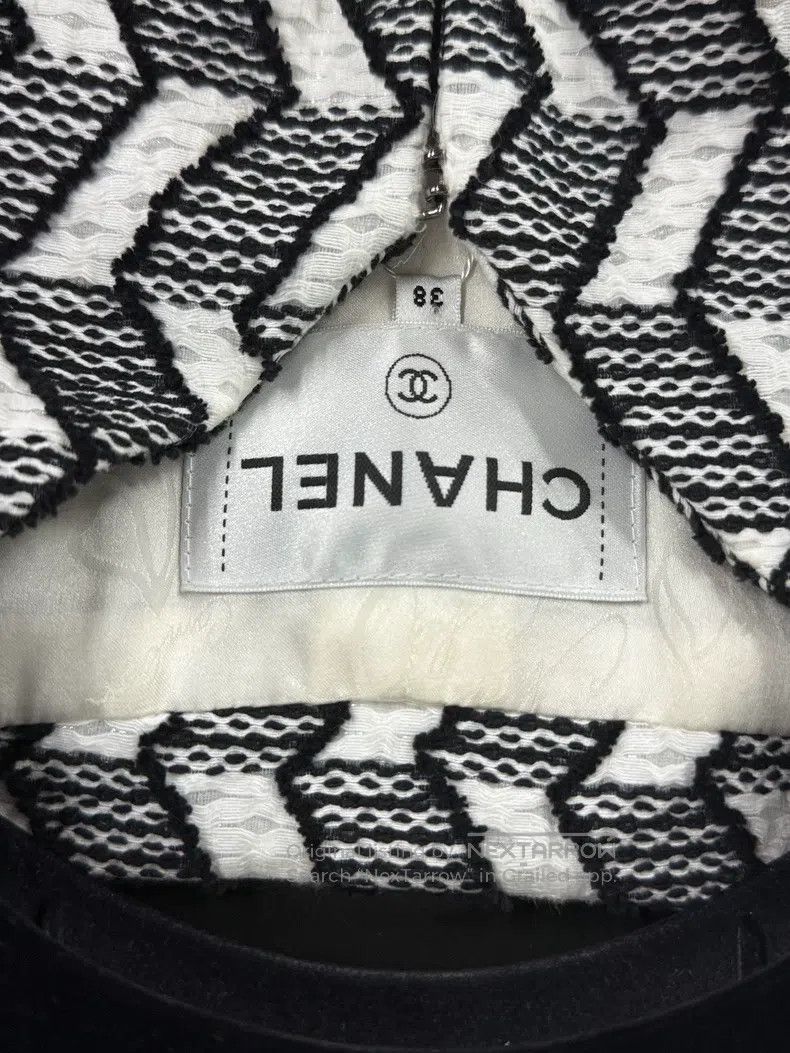 Chanel Chanel Black and white geometric printed jacket Size XS / US 0-2 / IT 36-38 - 4 Thumbnail