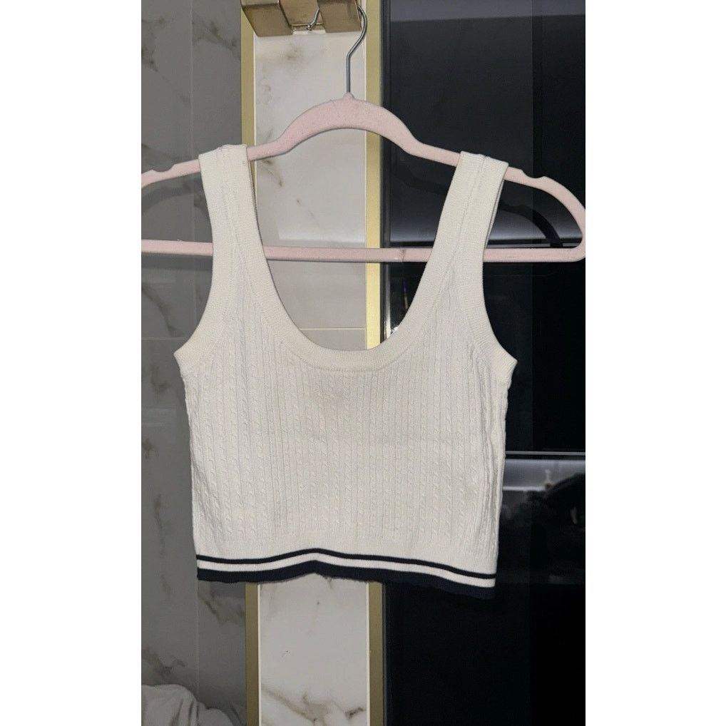Bershka Bershka New Shirt Size L / US 10 / IT 46 - 1 Thumbnail
