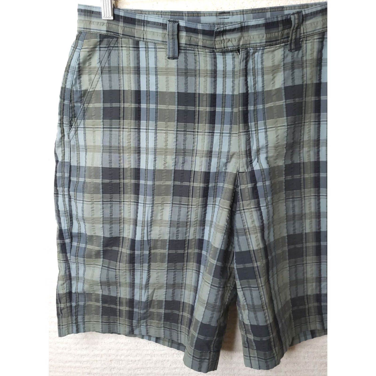 Patagonia VINTAGE Patagonia Shorts Mens 36x10 Gray Green Blue Plaid Organic Cotton Cargo Size US 36 / EU 52 - 2 Thumbnail