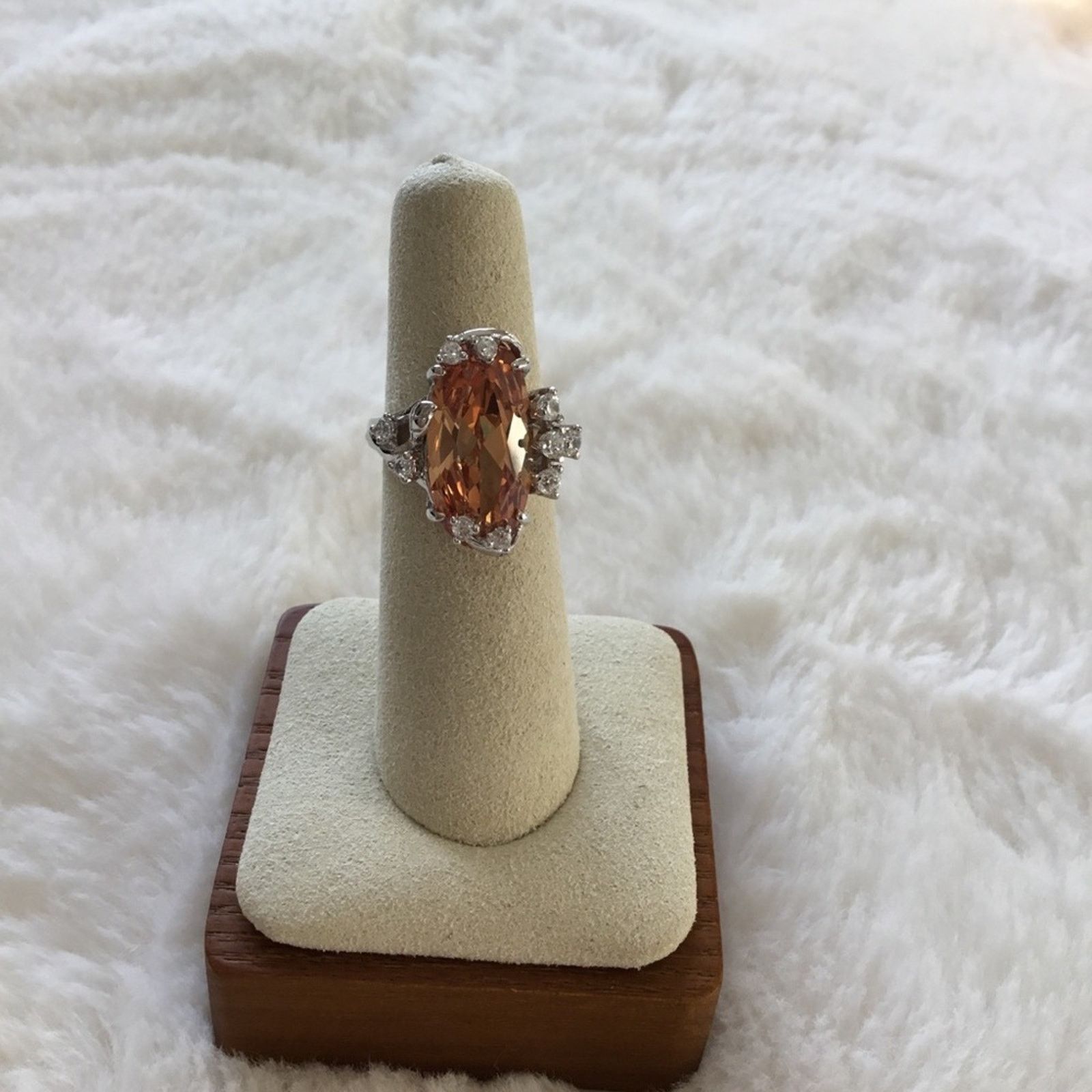 Other Elegant Silver Oval Yellow Crystal Cocktail Ring Size ONE SIZE - 4 Thumbnail