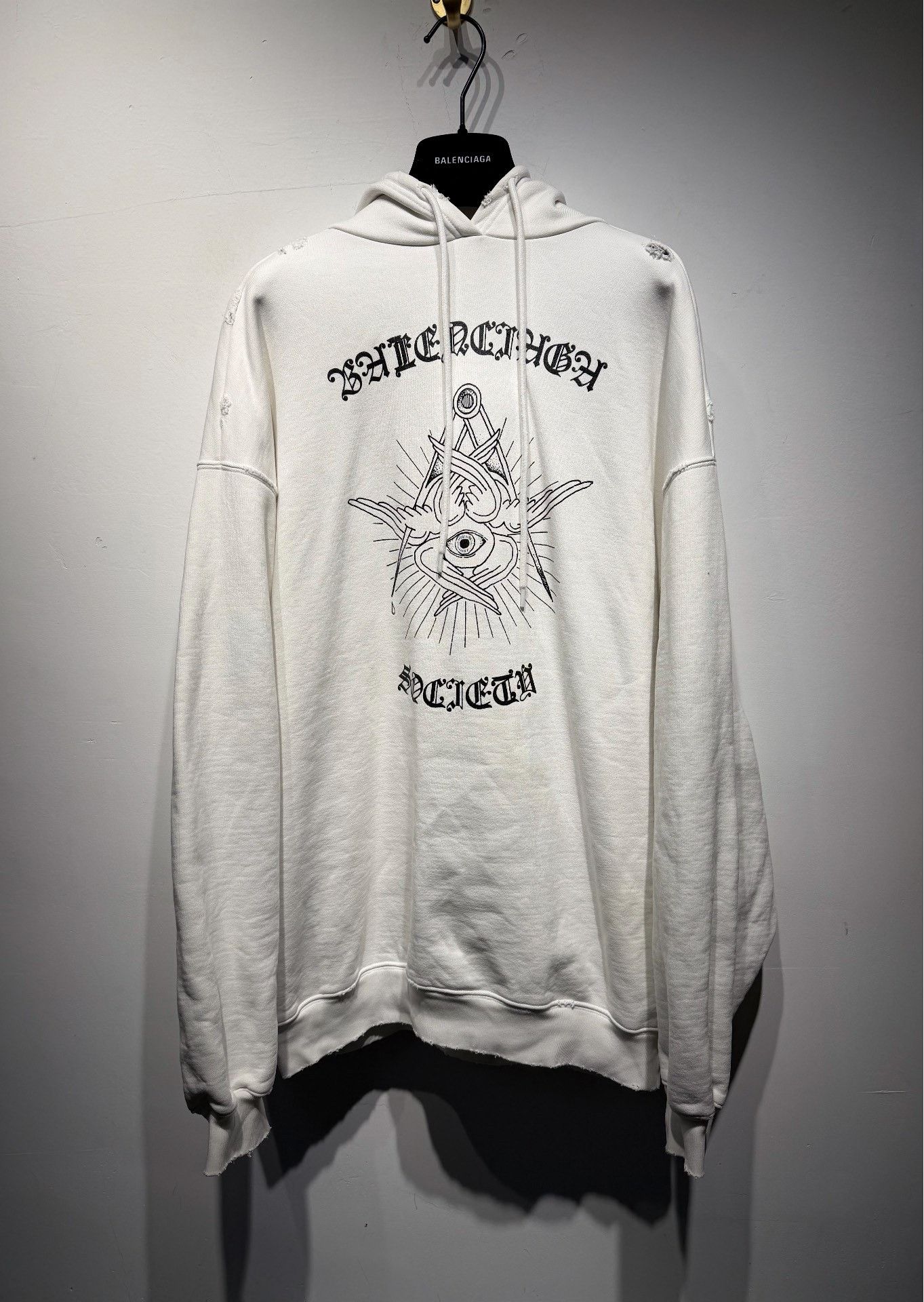 Balenciaga Balenciaga White Hoodie XS Men Size US XS / EU 42 / 0 - 1 Thumbnail