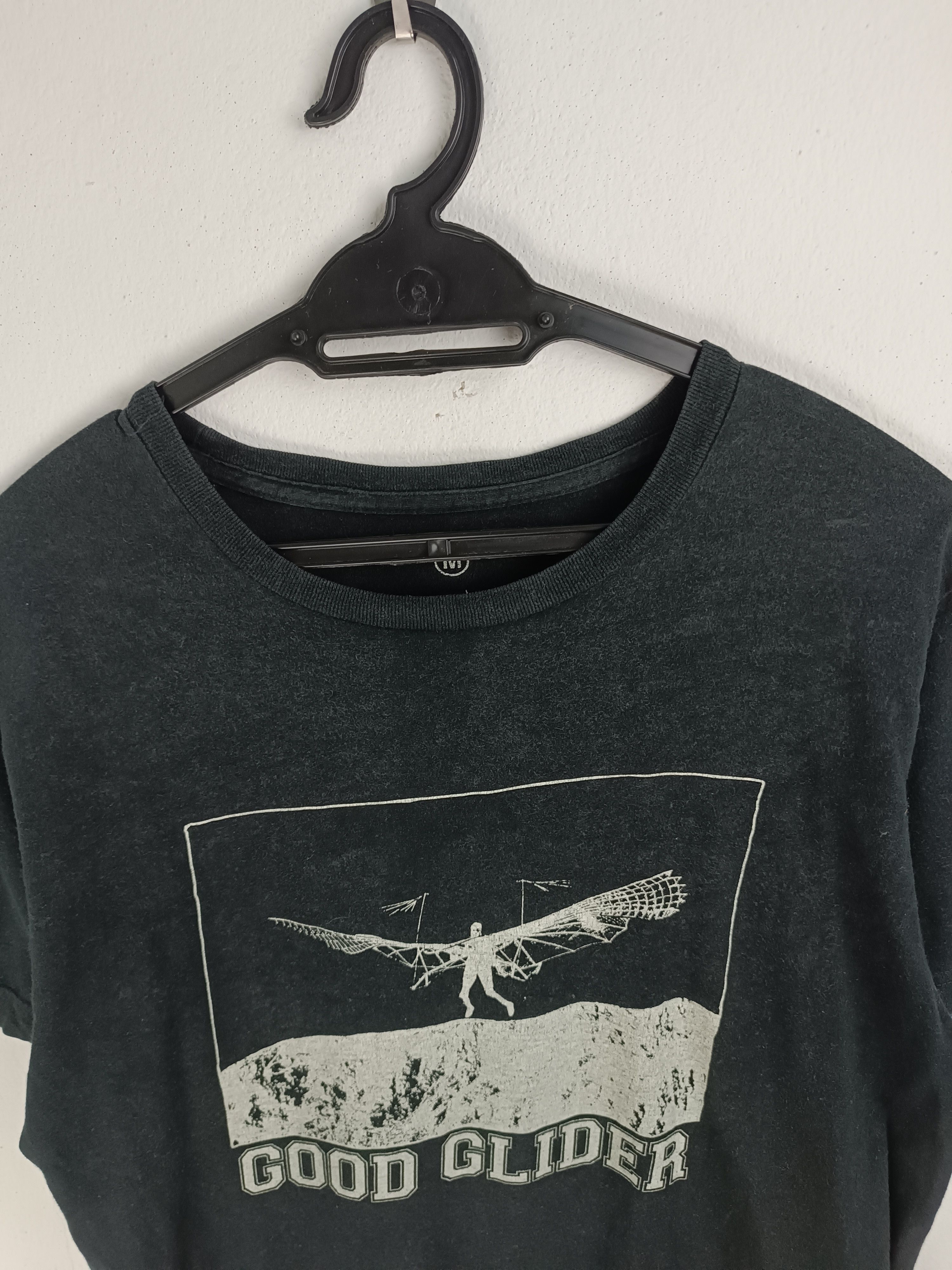 Band Tees VINTAGE '11 BUMP OF CHICKEN GOOD GLIDER TOUR spitz radwimps Size US M / EU 48-50 / 2 - 9 Thumbnail
