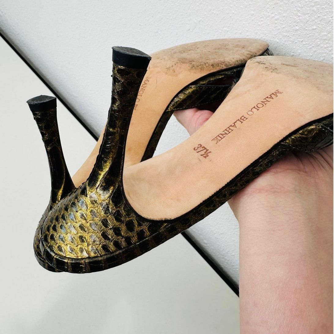 Manolo Blahnik Manolo Blahnik Green Hue Snake Jewel Sandal Heel 37.5 / 7.5 Size US 7.5 / IT 37.5 - 12 Thumbnail