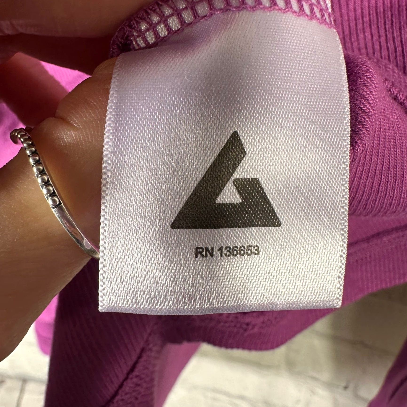 Vintage VINTAGE: No - (Original title has no vintage flag) American Giant Purple Ribbed Notched V-Neck Long Sleeve Top XL Made in USA Size XL / US 12-14 / IT 48-50 - 4 Thumbnail