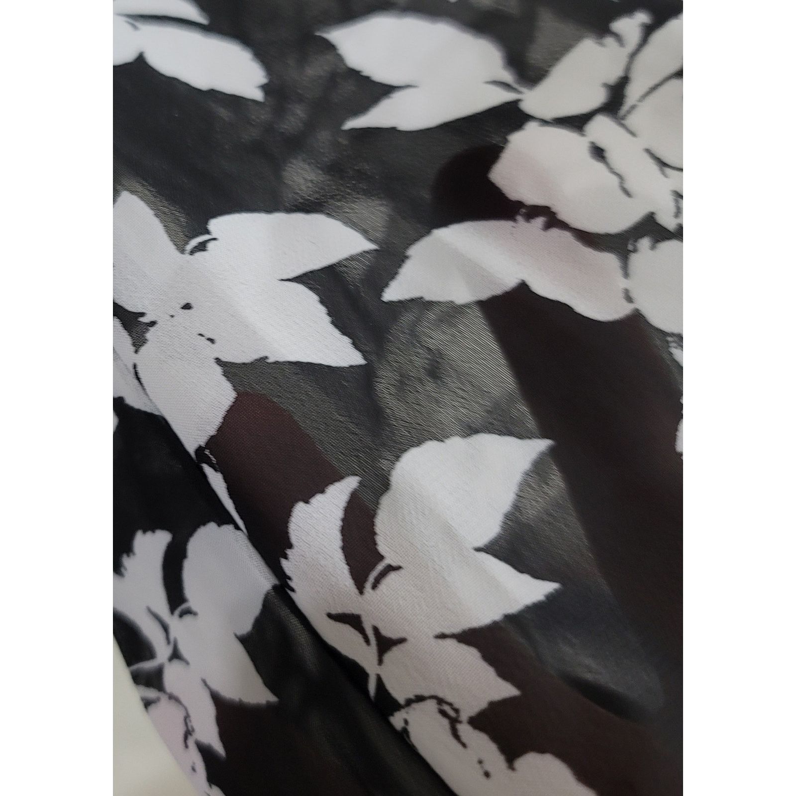 Other Love Ady Black White Floral Crisscross Bodice Romper Medium Size 30" / US 8 / IT 44 - 6 Thumbnail