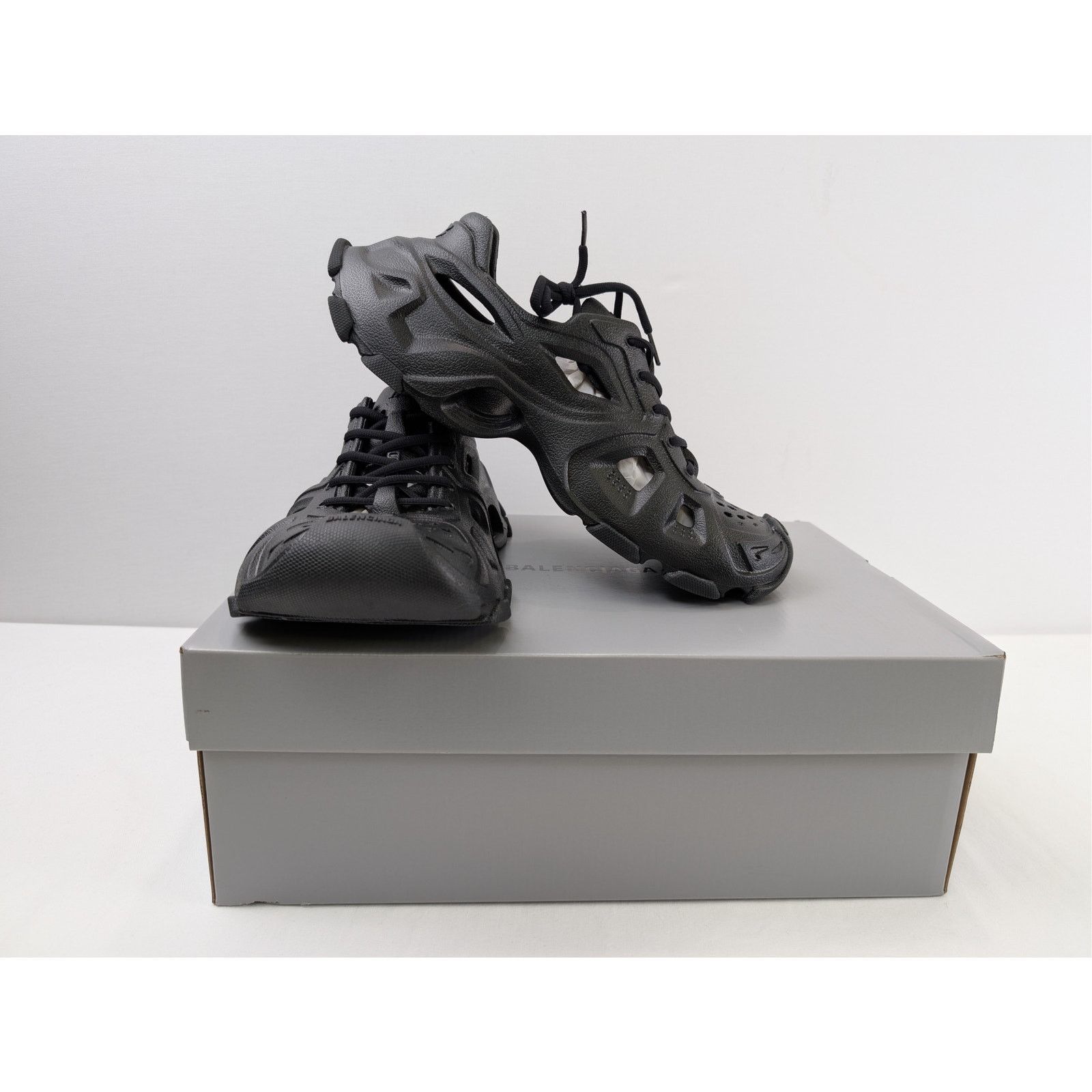 Balenciaga o1rshd1 HD Monocolor Mule Slipper Sandal in Black Size US 8 / EU 41 - 14 Thumbnail