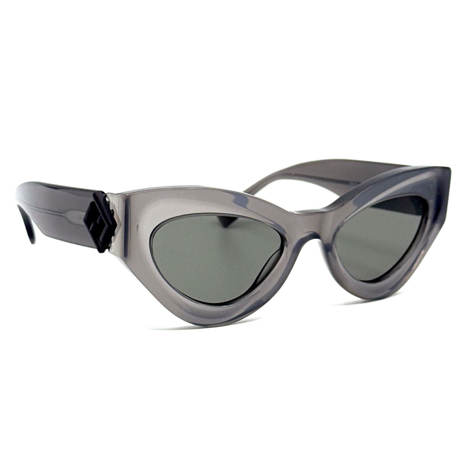 Fendi New, FENDI Sunglasses FE40146I 20A Authentic Size ONE SIZE - 1 Thumbnail