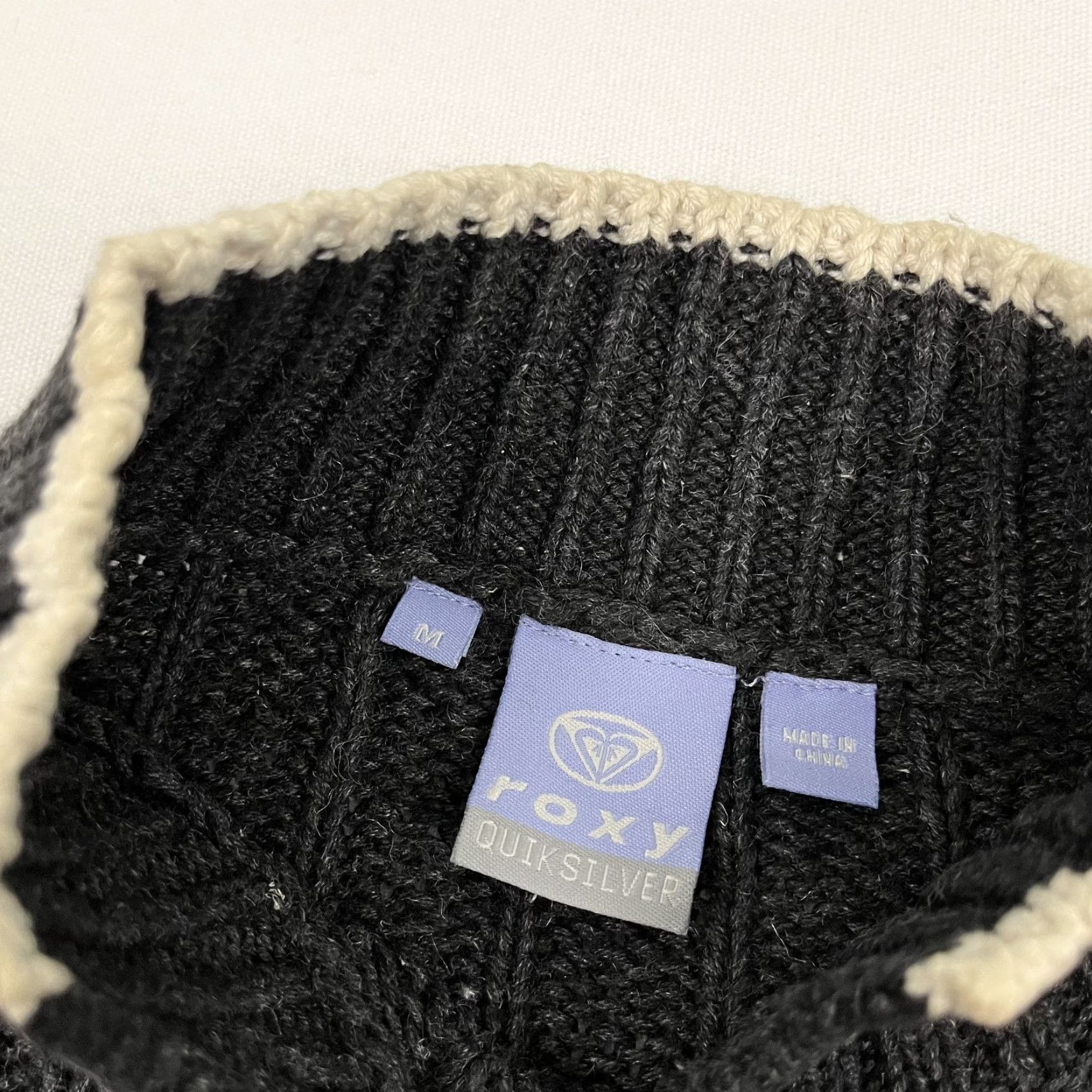 Vintage VTG Quiksilver Roxy Sweater Womens M Gray Ribbed Knit Collar Beach Surf Y2K Slim Fit Pullover Knit Casual Womens Size M / US 6-8 / IT 42-44 - 5 Thumbnail