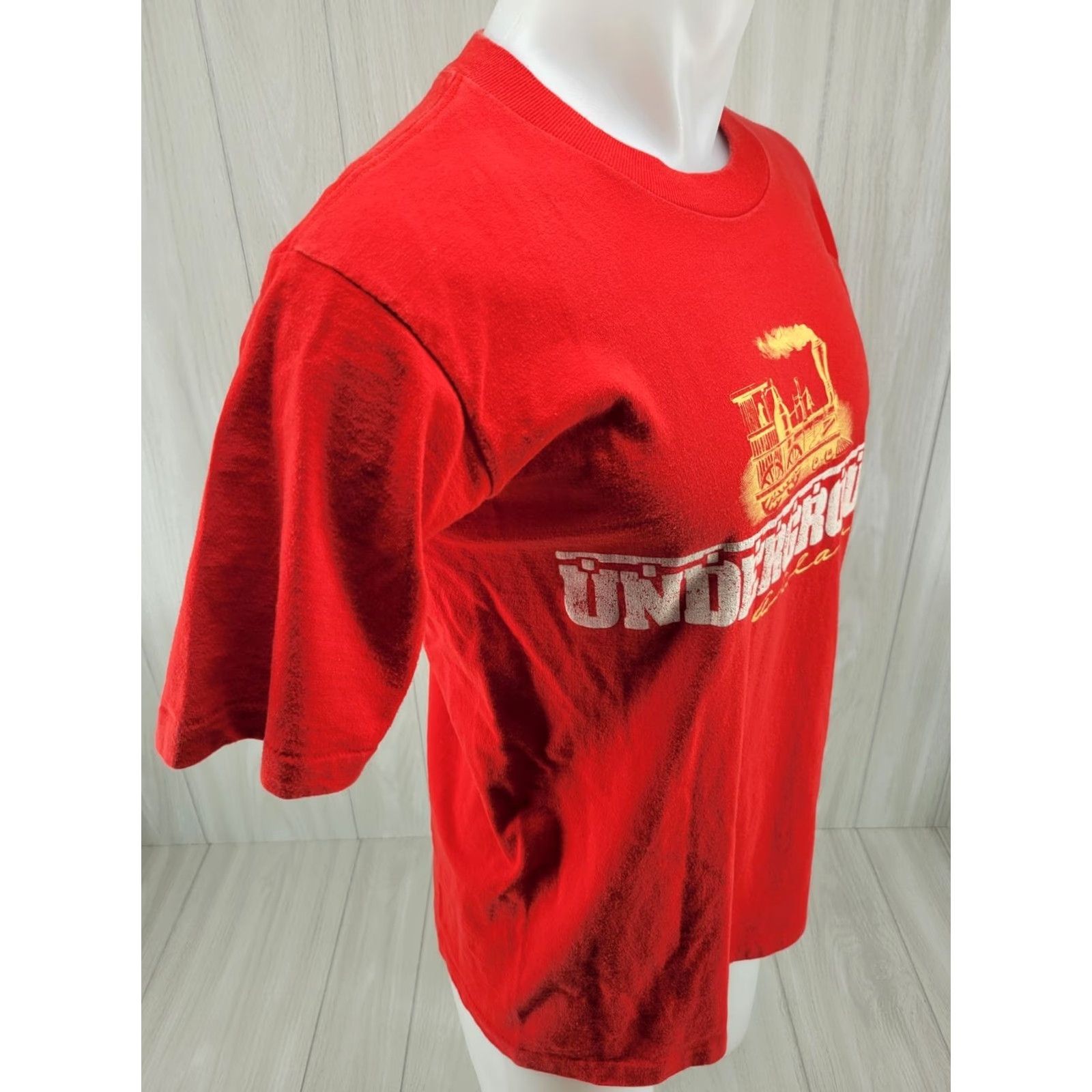Vintage VINTAGE Underground Atlanta Train Graphic T-Shirt Red Adult Large Made Usa Size US L / EU 52-54 / 3 - 6 Thumbnail