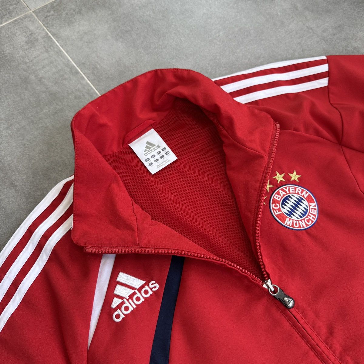 Adidas Adidas FC Bayern Munich Bundesliga 2009 Y2K Football Jacket Size US M / EU 48-50 / 2 - 10 Thumbnail